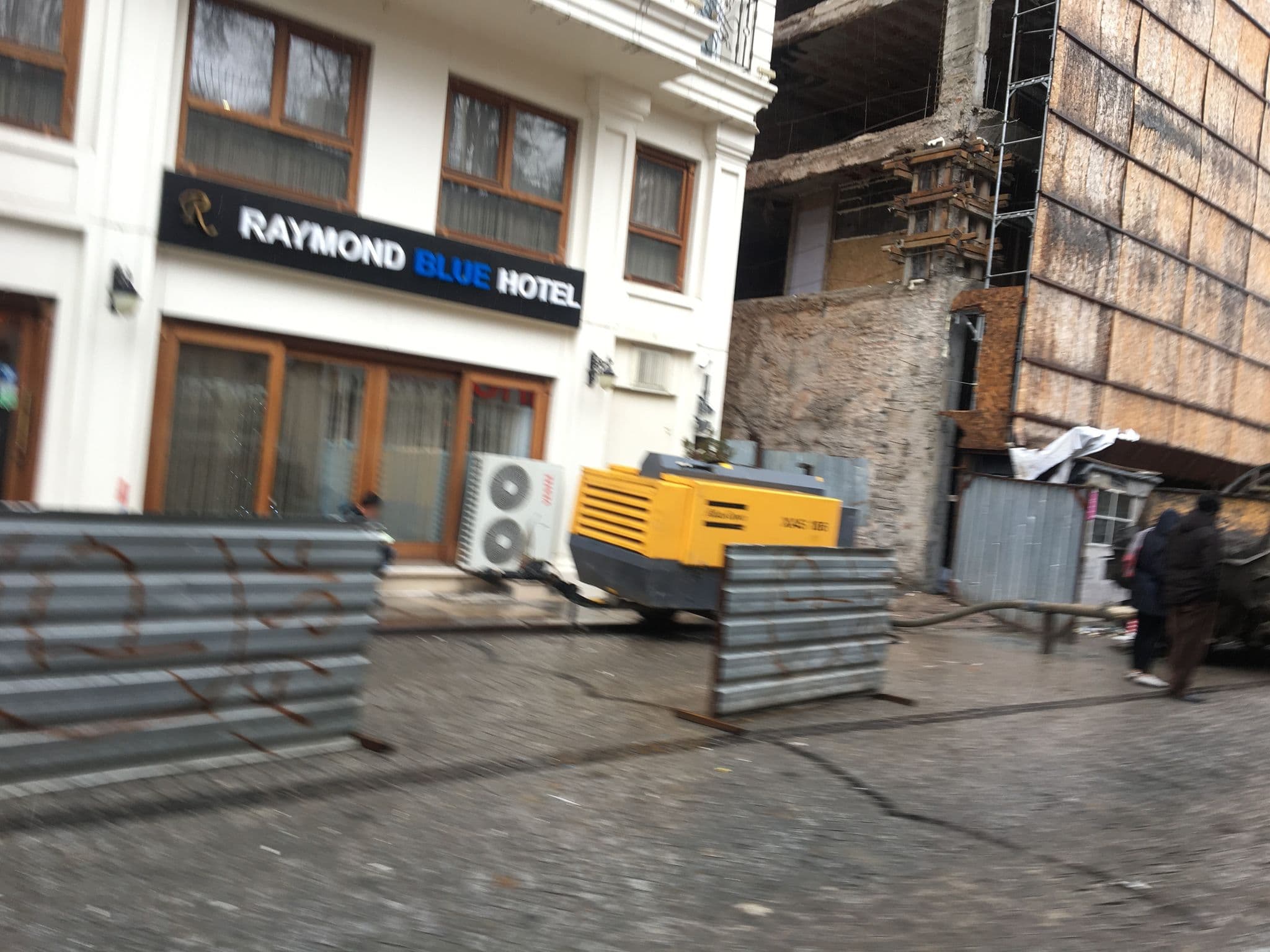 Street view near Konak Apart Hotel, Eminönü