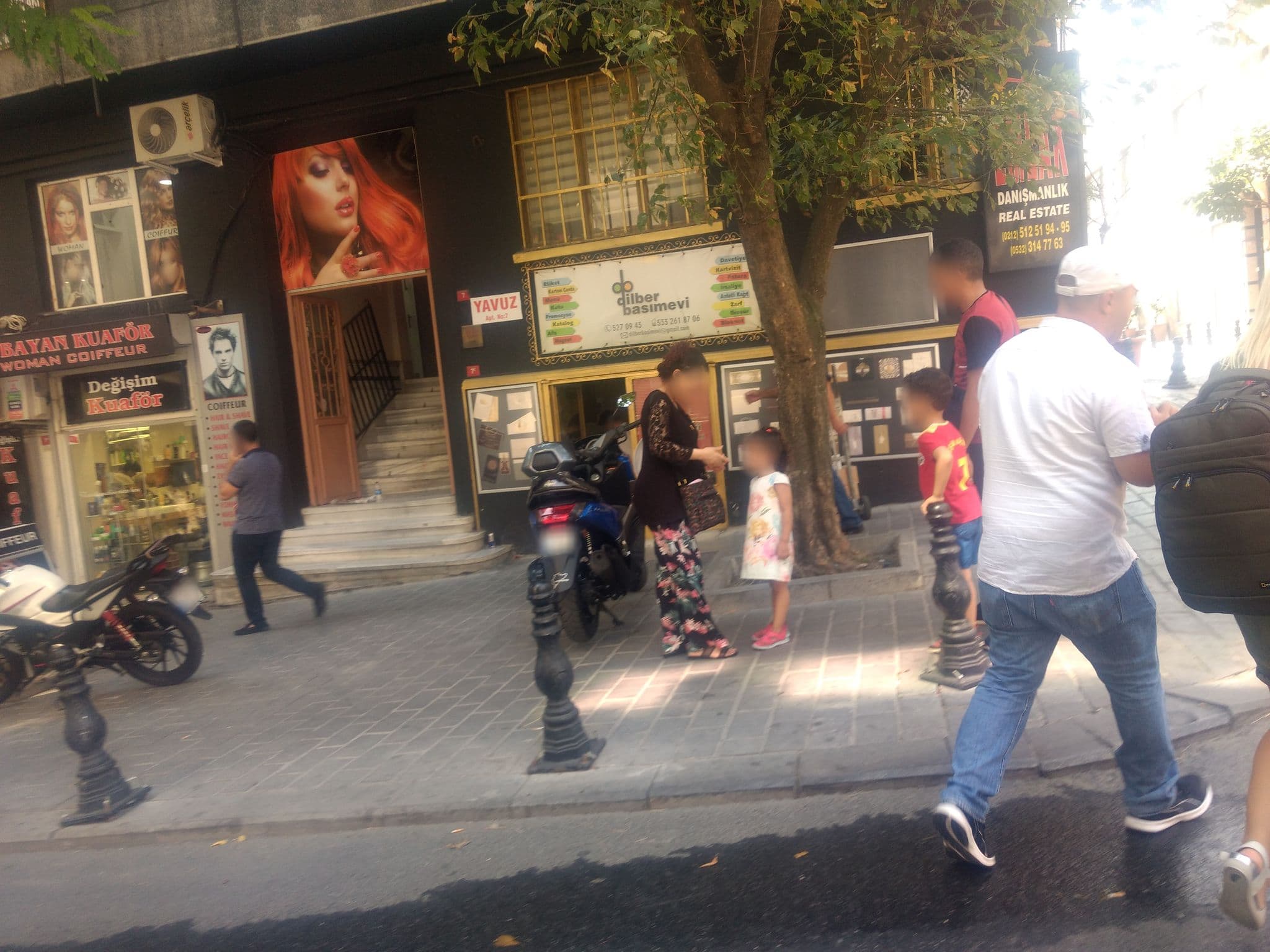 Street view near Rain Apart Hotel, Sultanahmet — © mapeadora (CC BY-SA · Mapillary)
