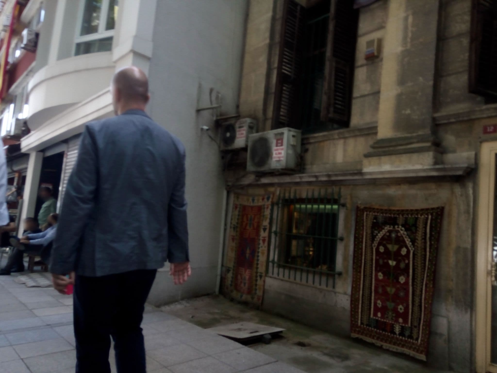 Street view near Great Fortune Hotel, Sultanahmet