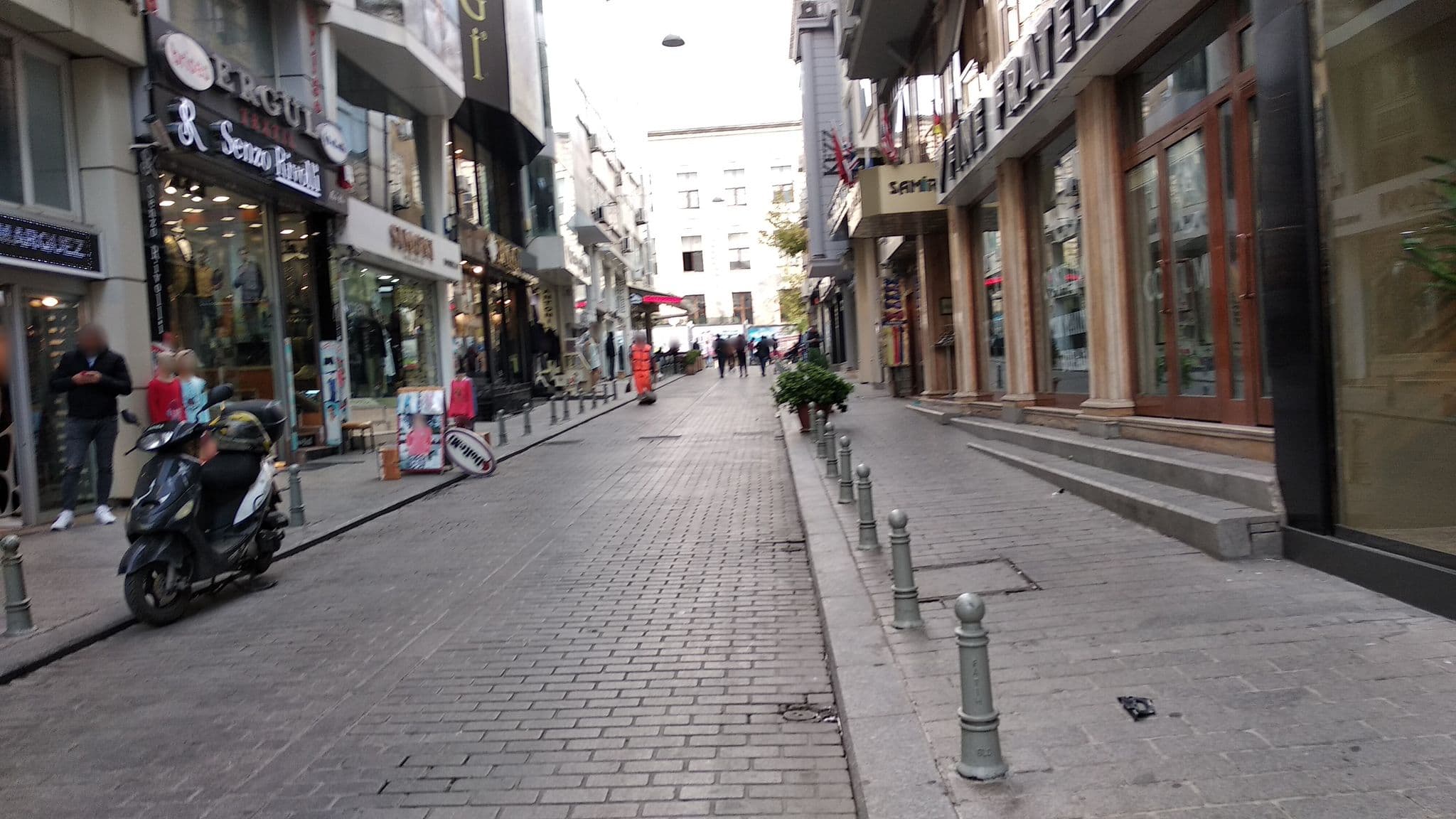 Street view near Genova Hotel, Istanbul