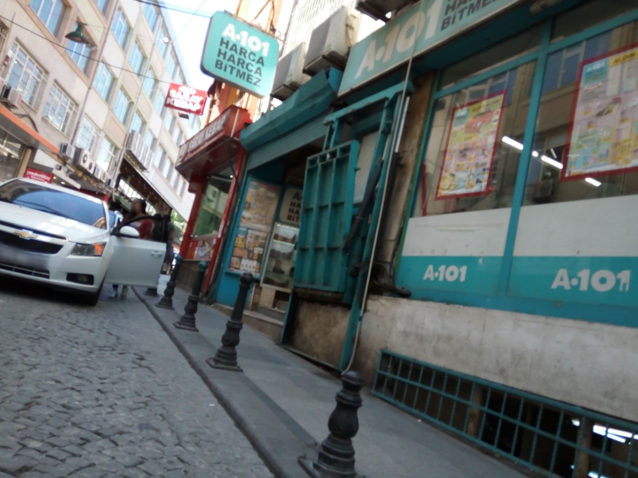 Street view near Newport hotel, Sultanahmet