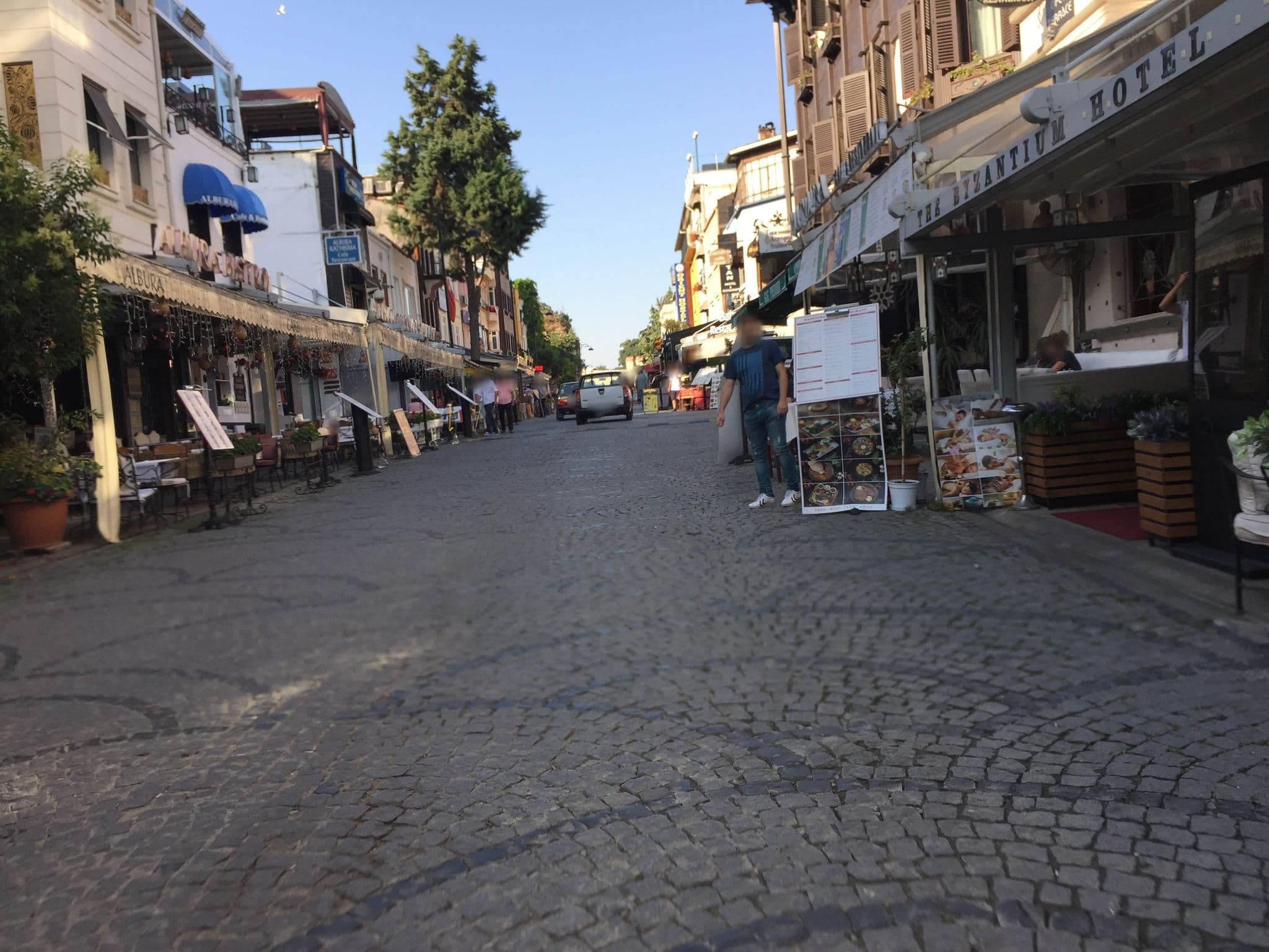 Street view near Byzantium Hotel, Sultanahmet