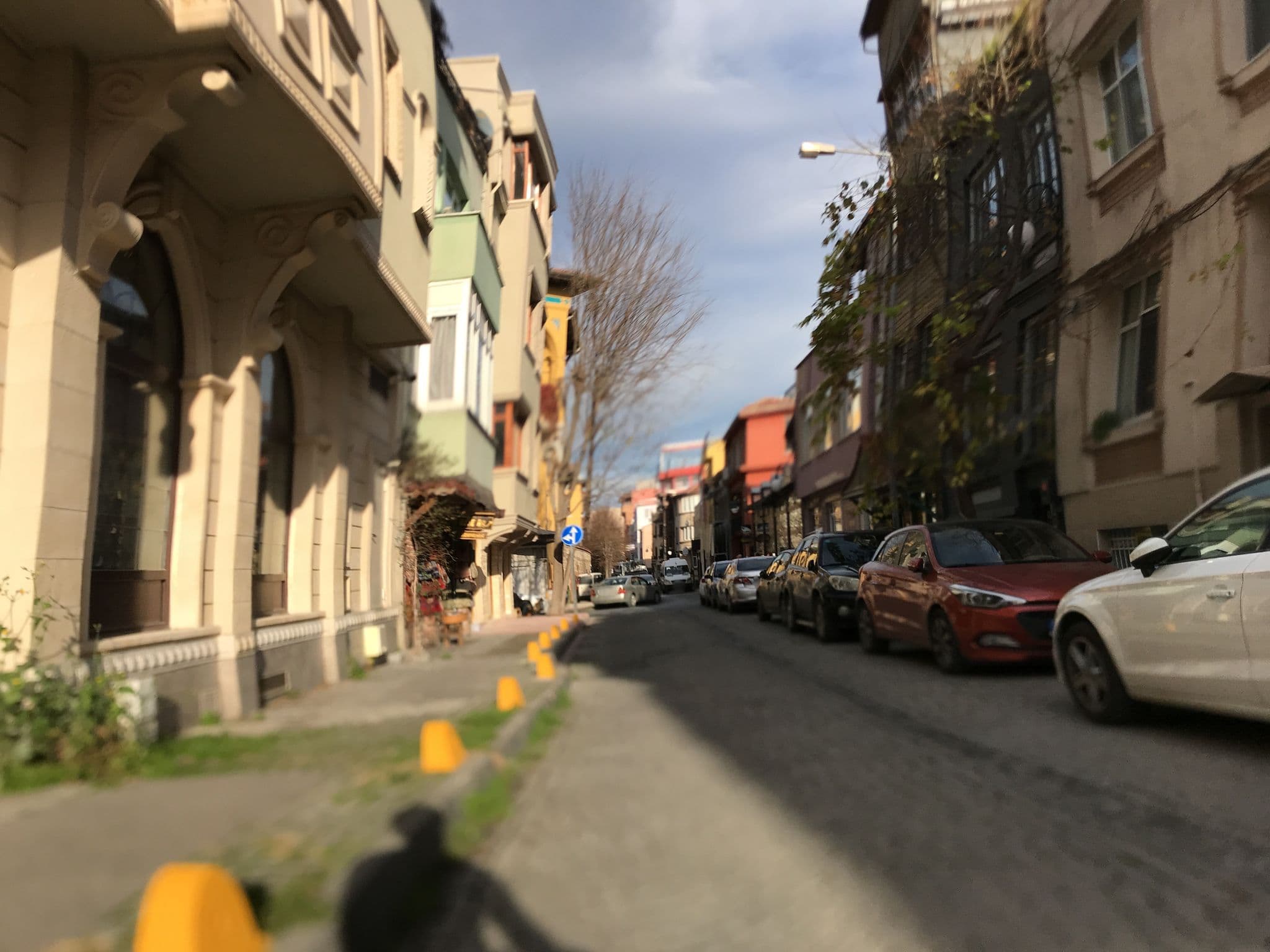 Street view near GLK PREMIER Regency Suites, Sultanahmet — © asturksever (CC BY-SA · Mapillary)