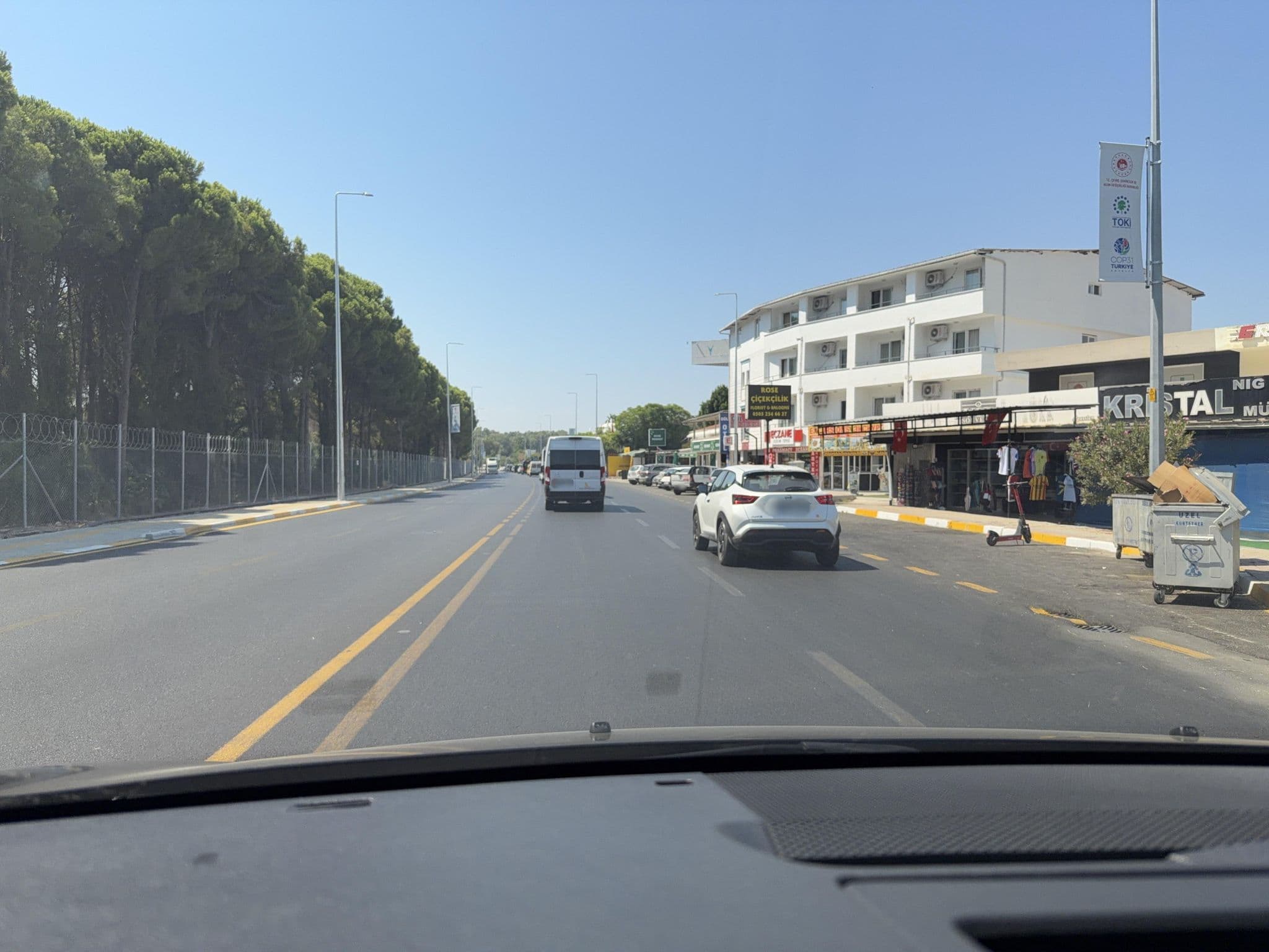 Street view near Bizimköy Tatil Sitesi, Kadriye — © wasd42 (CC BY-SA · Mapillary)