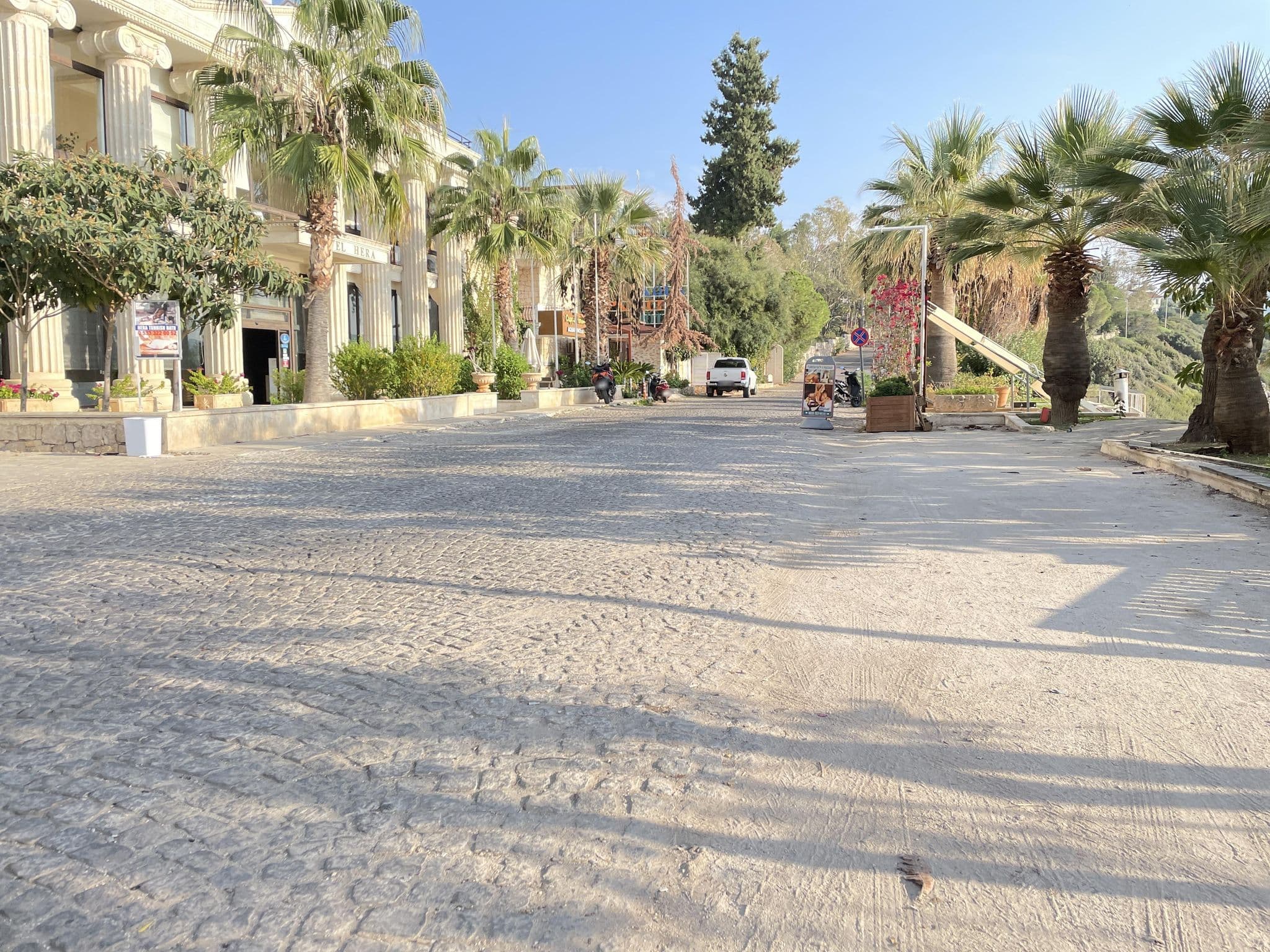 Street view near Medusa Hotel, Kaş — © egorka (CC BY-SA · Mapillary)