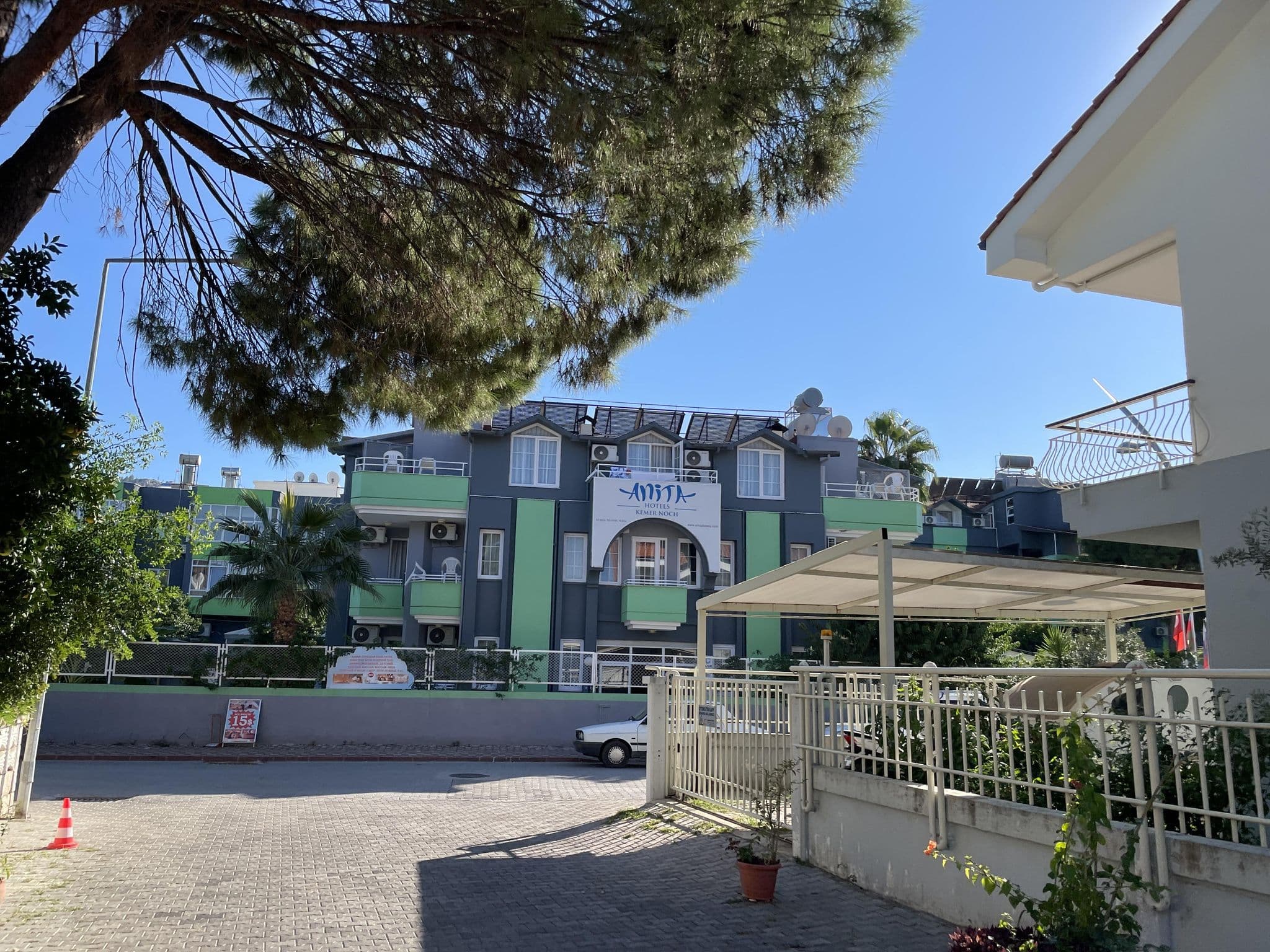 Street view near Anita Kemer Noch, Kemer