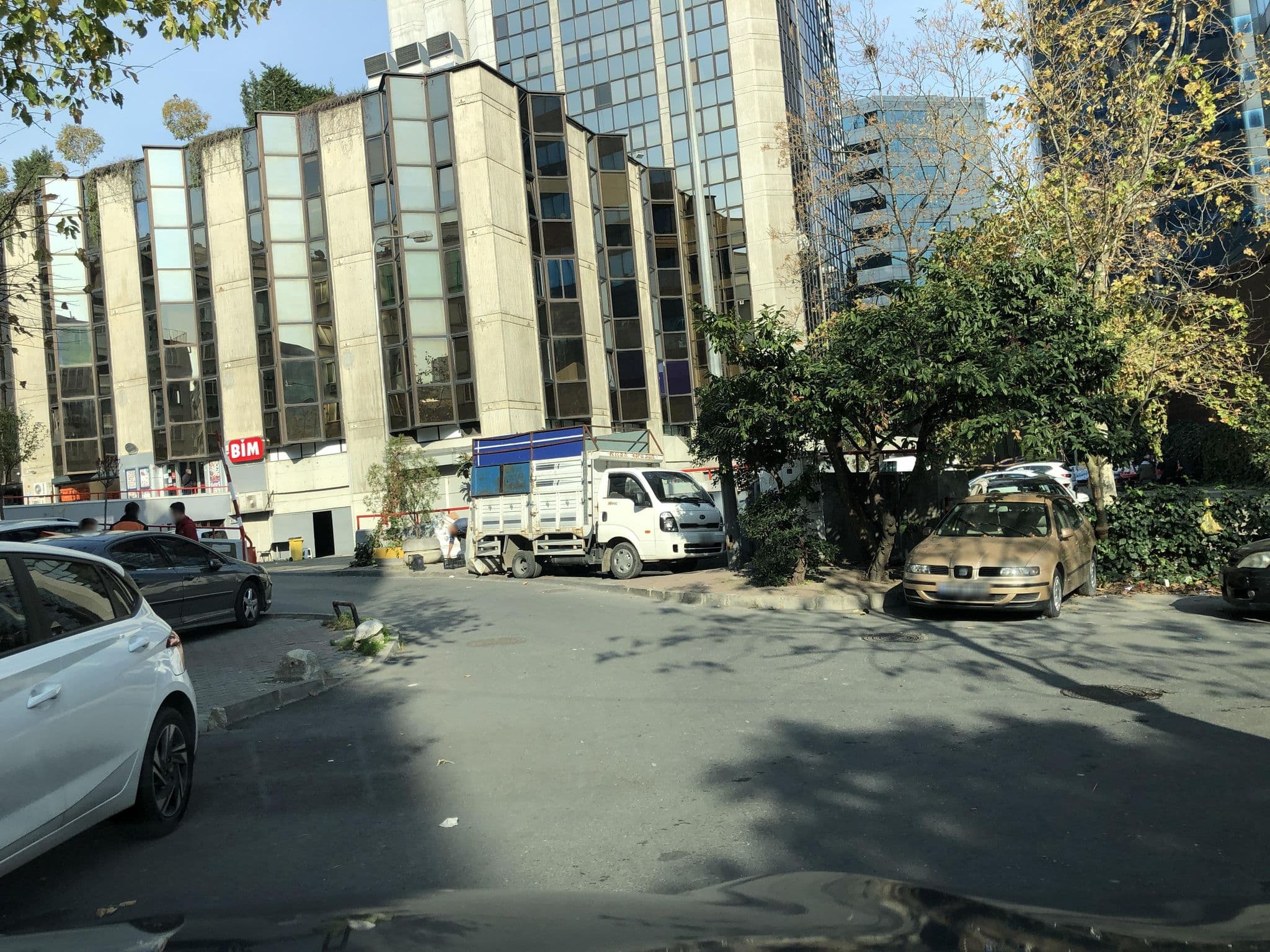 Street view near Titanic, Şişli