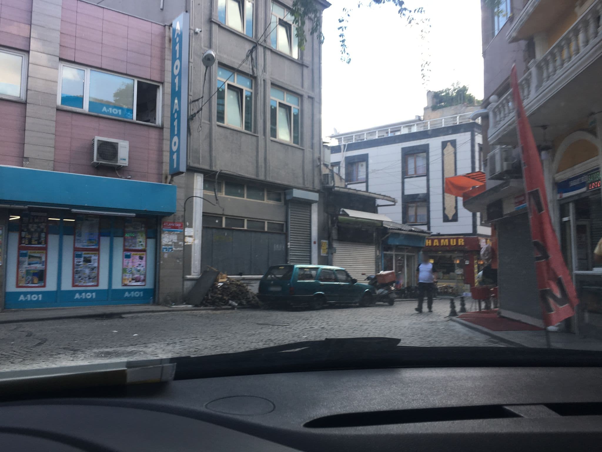 Street view near Rodion Hotel, Eminönü