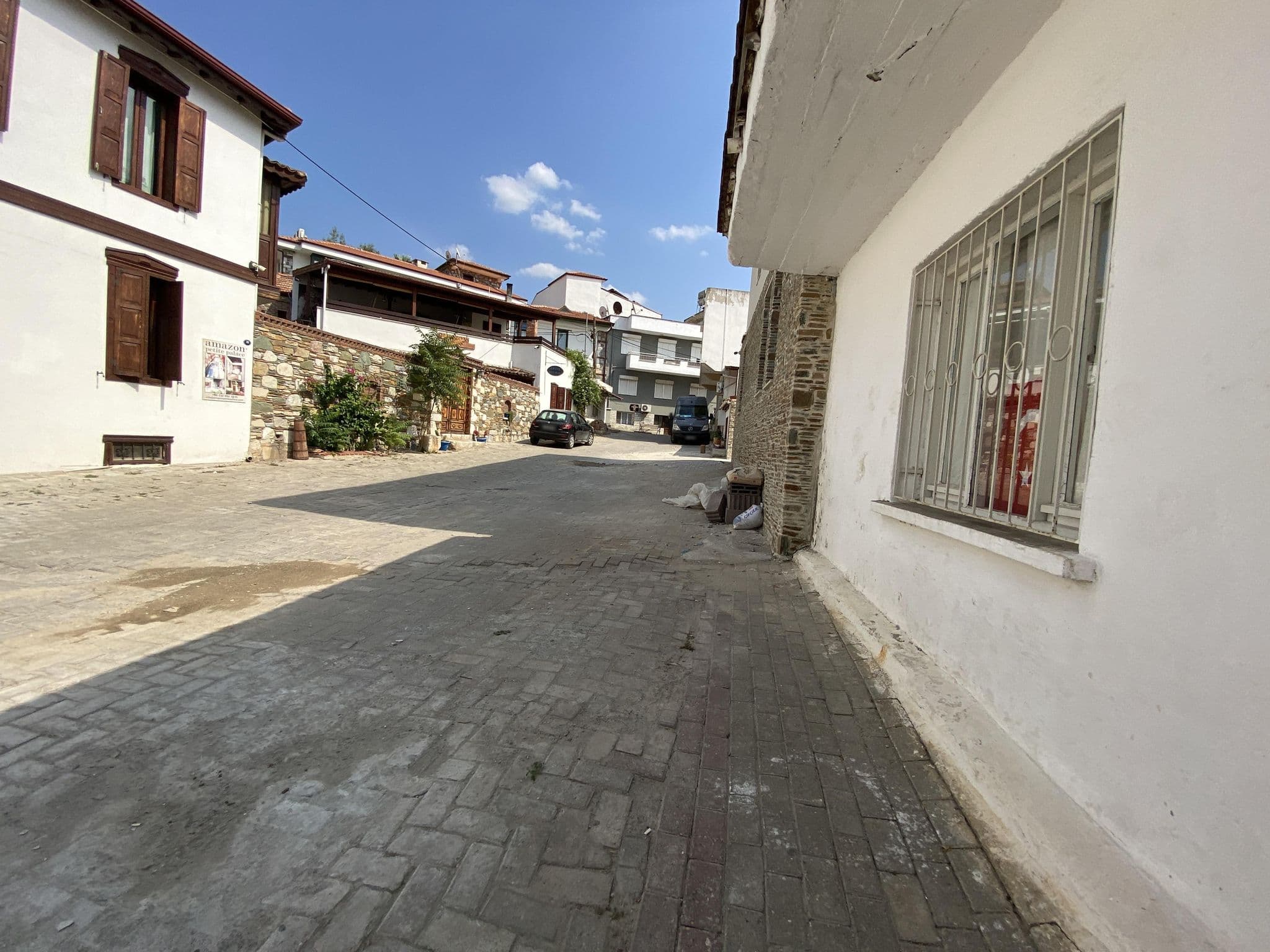 Street view near Livia Garden Hotel, Selçuk — © asturksever (CC BY-SA · Mapillary)