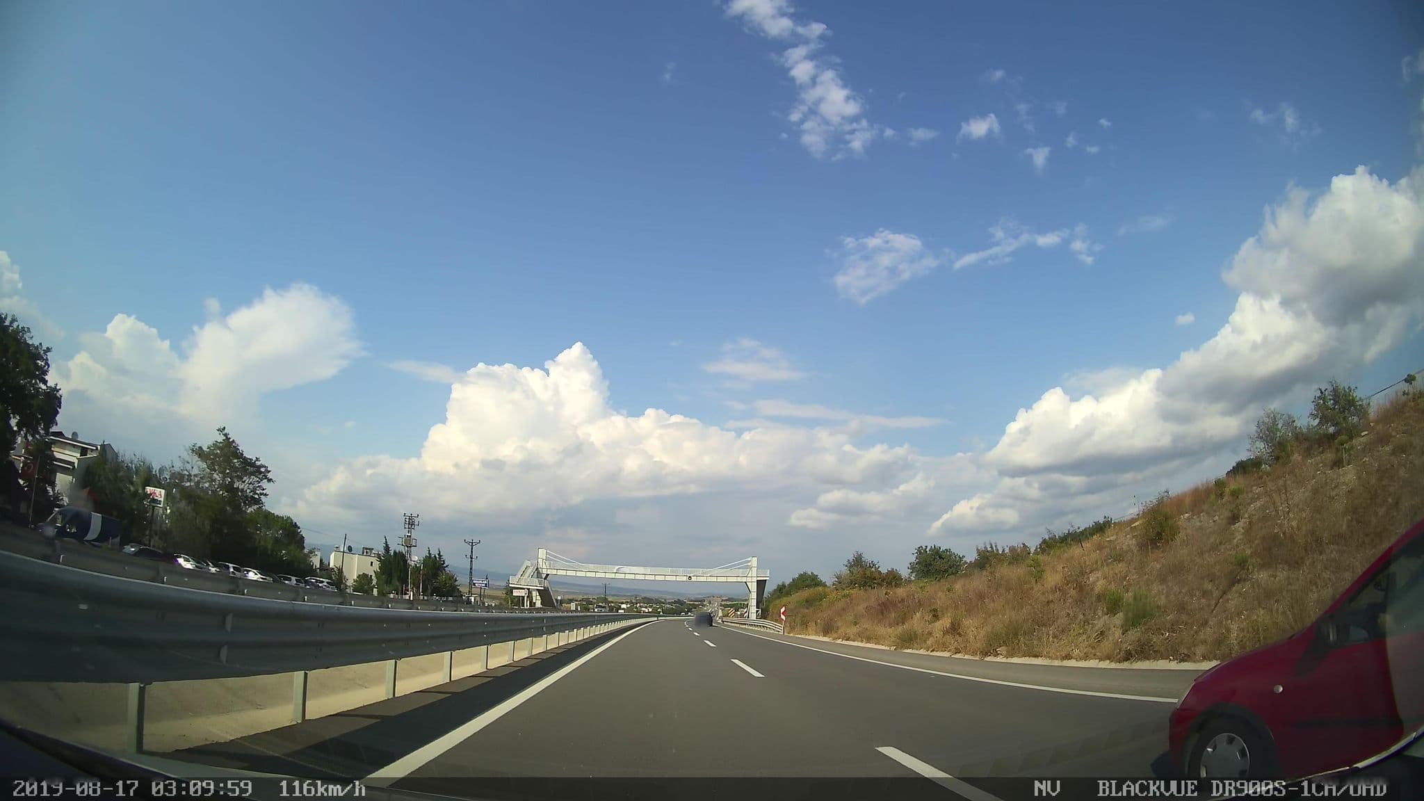 Street view near Emka Tatil Sitesi, Bolayır — © yercizenler (CC BY-SA · Mapillary)