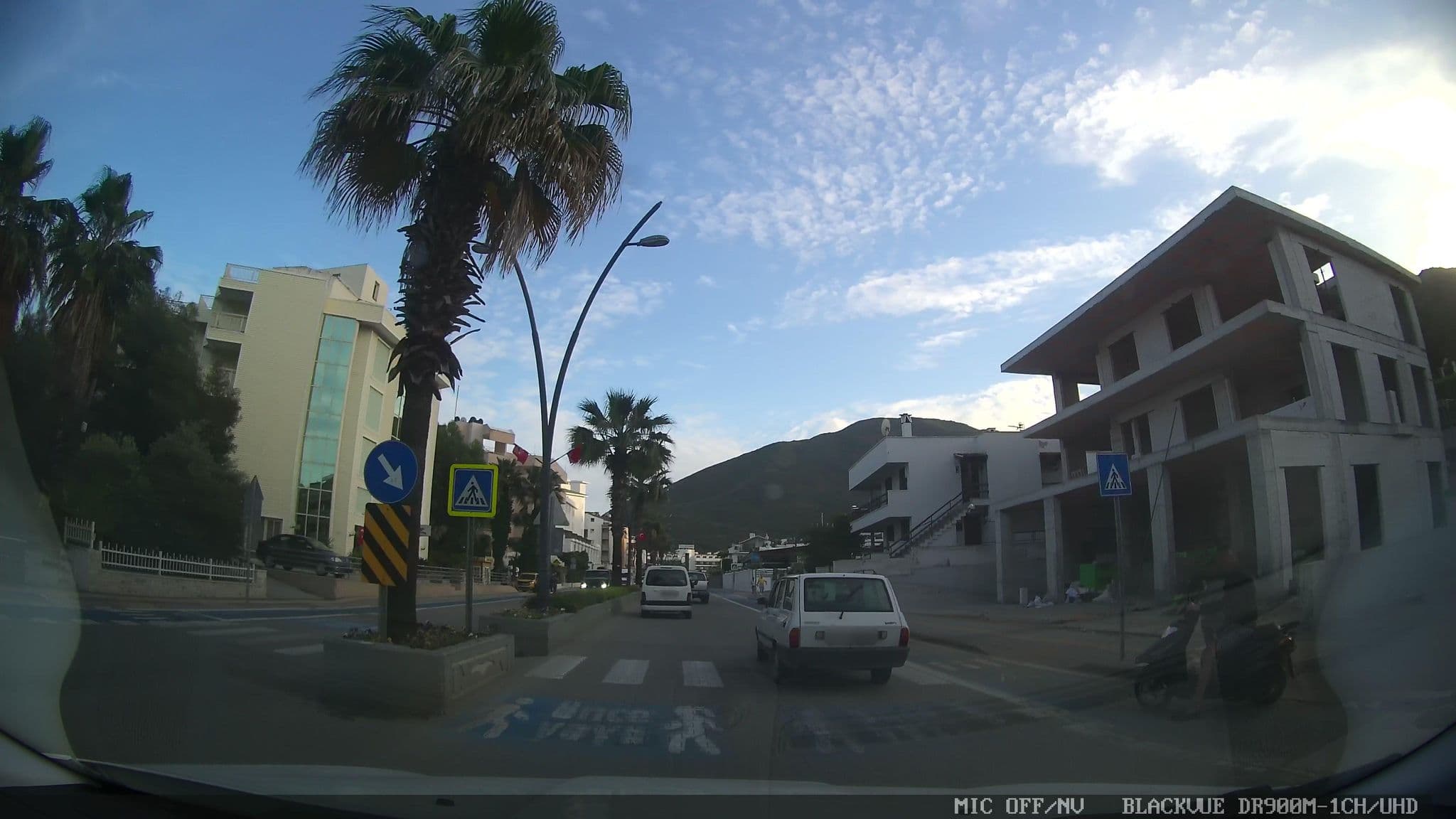 Street view near Ozge Apart, Marmaris — © asturksever (CC BY-SA · Mapillary)