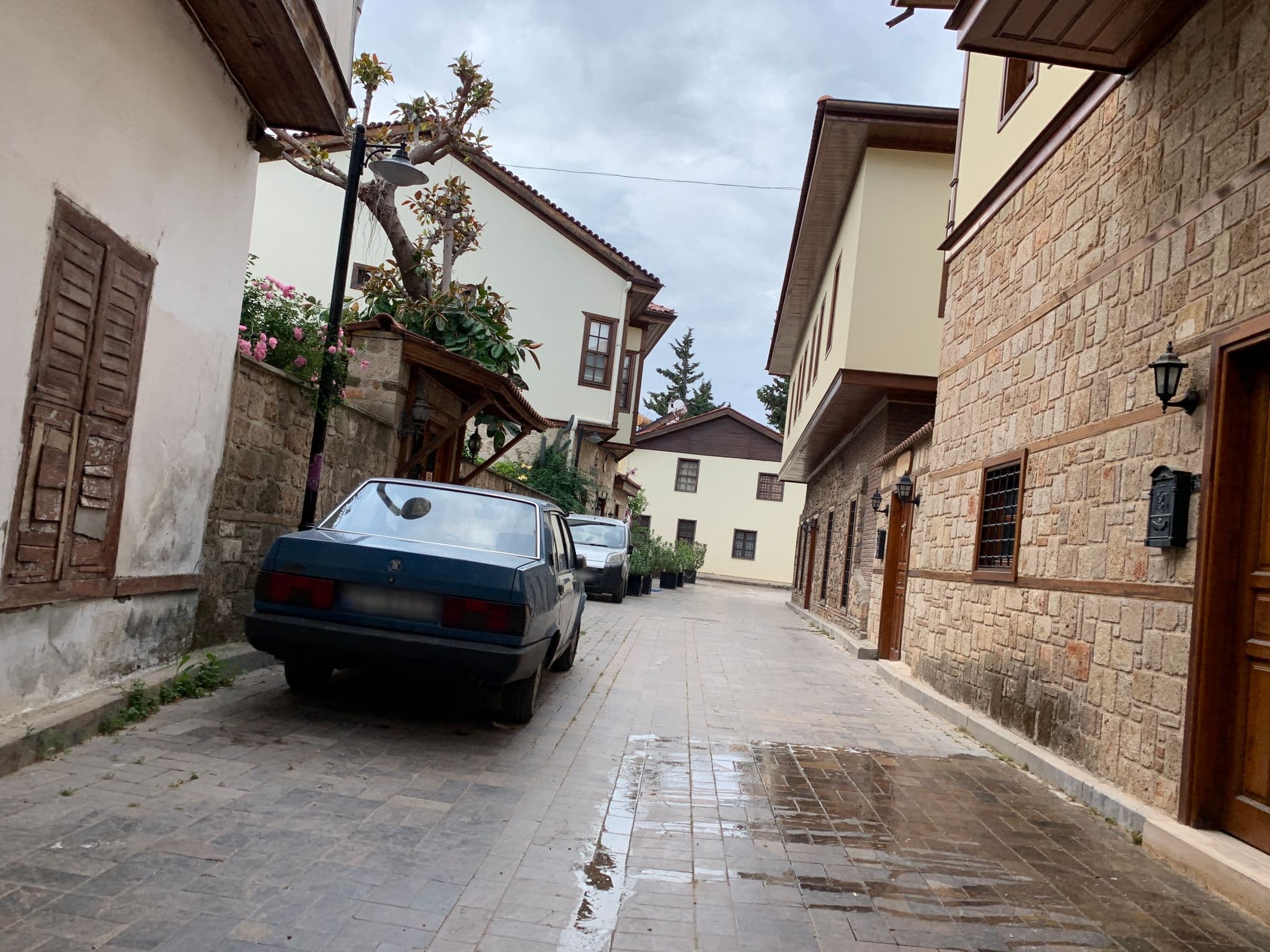 Street view near Minyon Hotel, Antalya