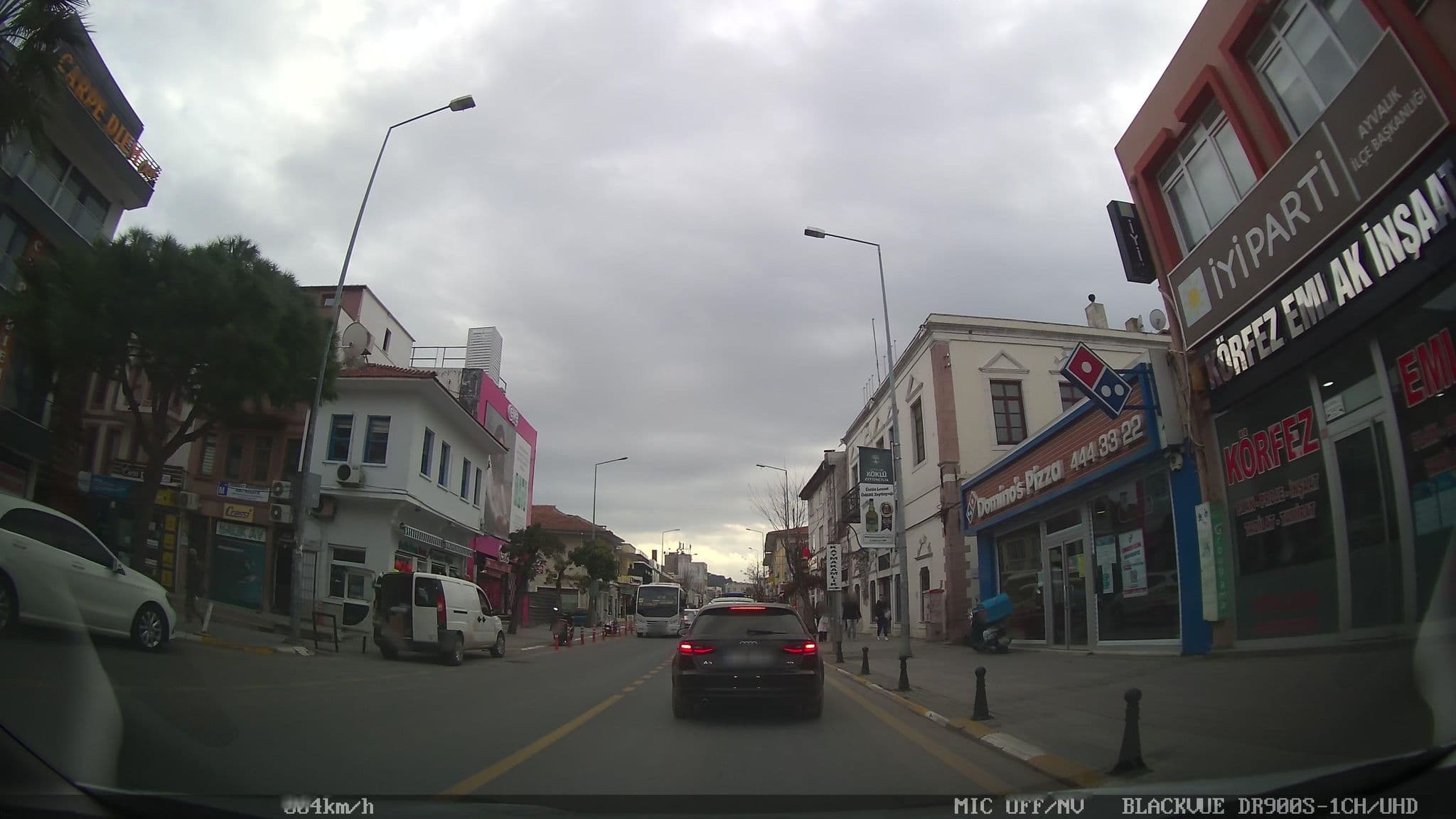 Street view near Carpe Diem Otel, Ayvalık — © asturksever (CC BY-SA · Mapillary)