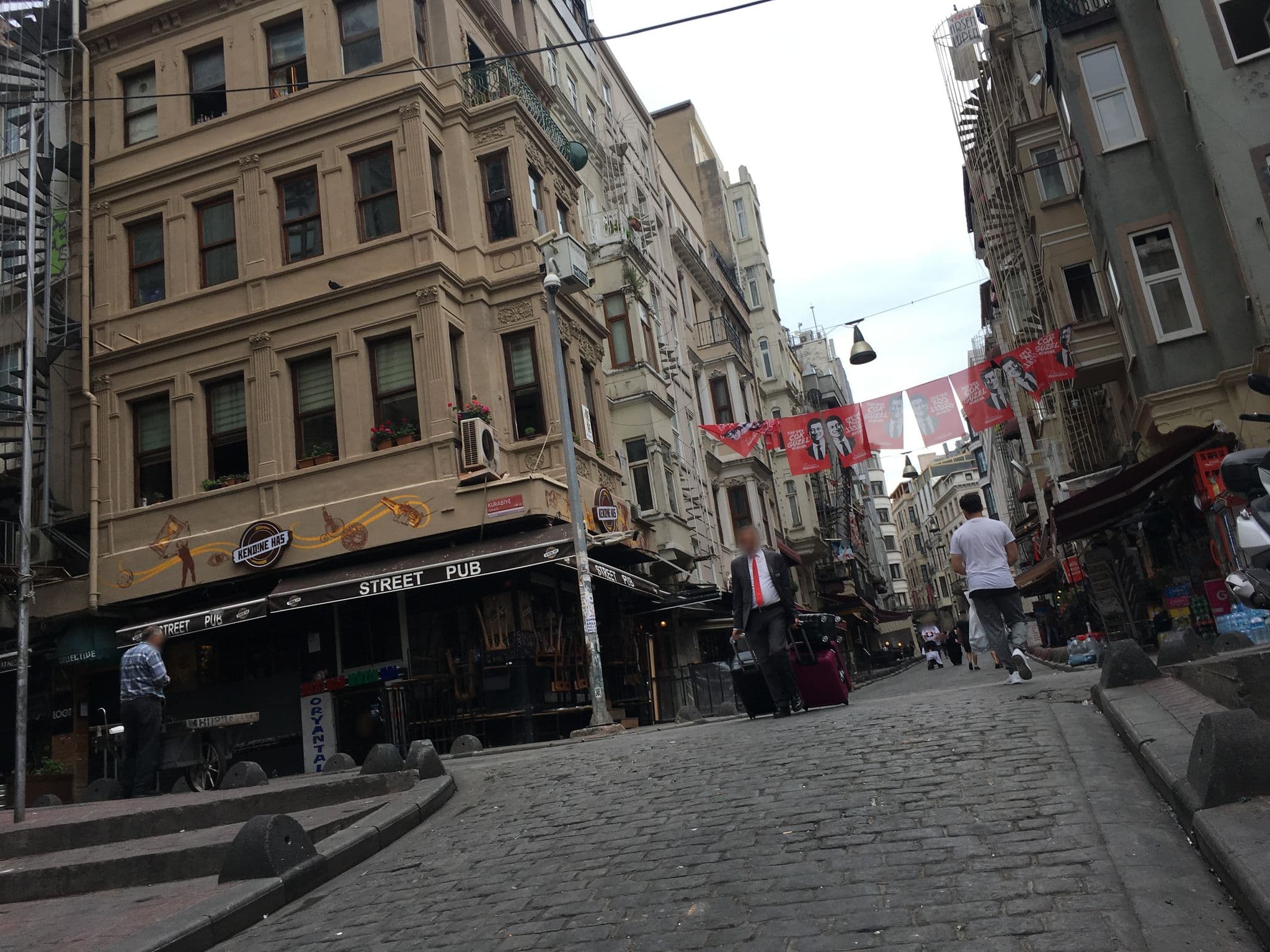 Street view near Miss Suite, Eminönü