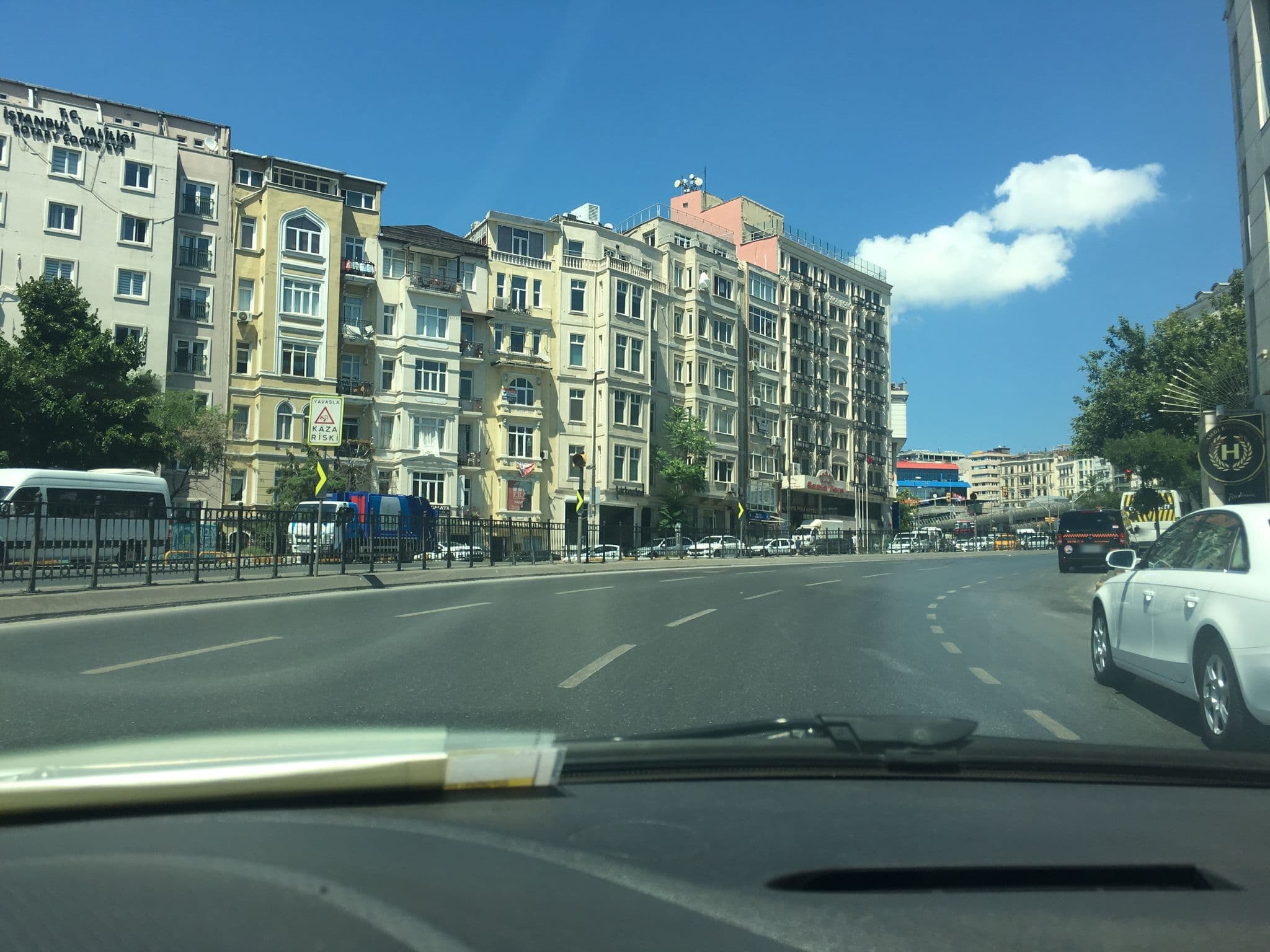 Street view near Radisson Blu Hotel, Istanbul Pera, Eminönü