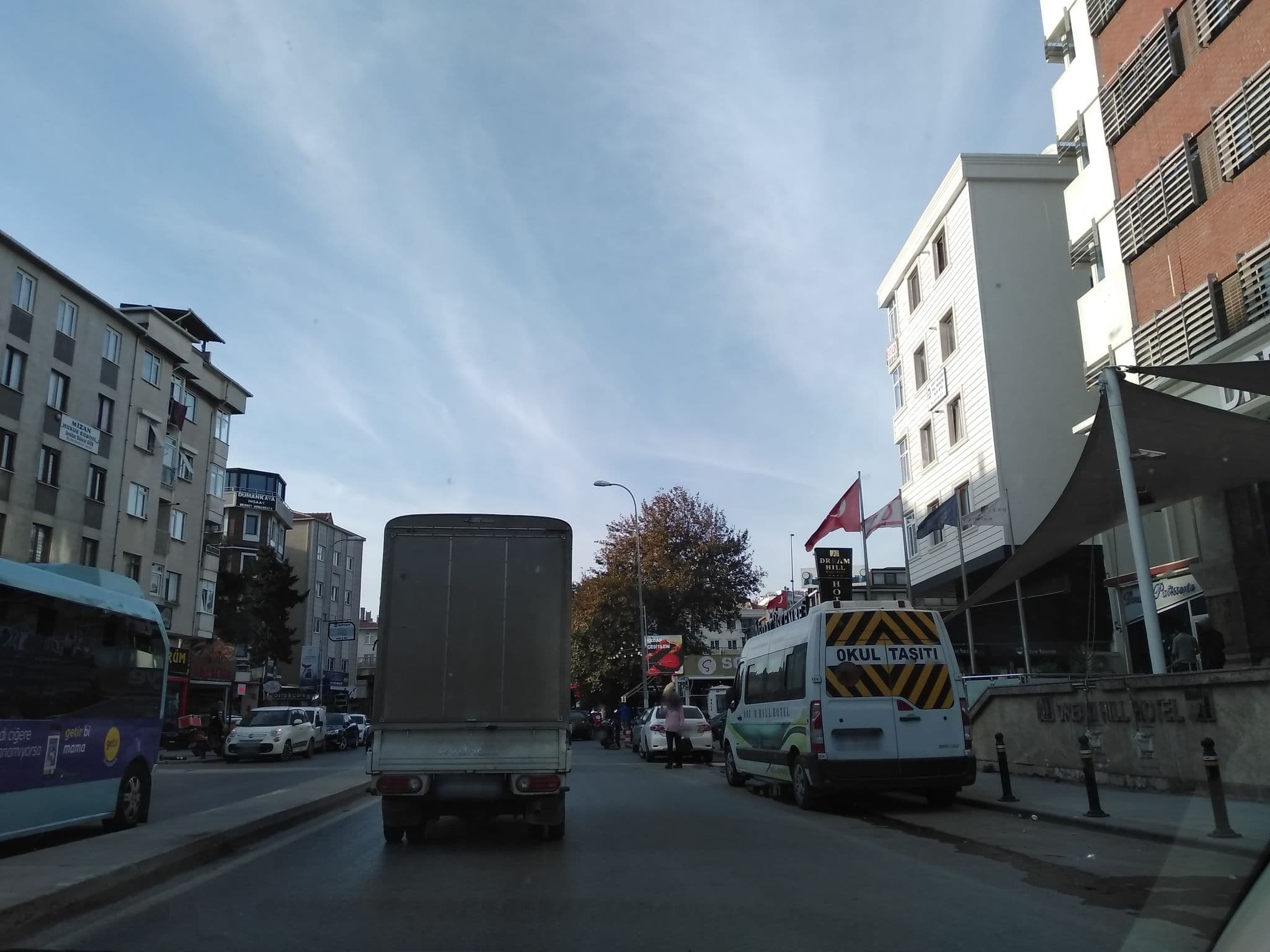 Street view near Dream Hill Business Deluxe Hotel Asia, Maltepe — © boracasli (CC BY-SA · Mapillary)
