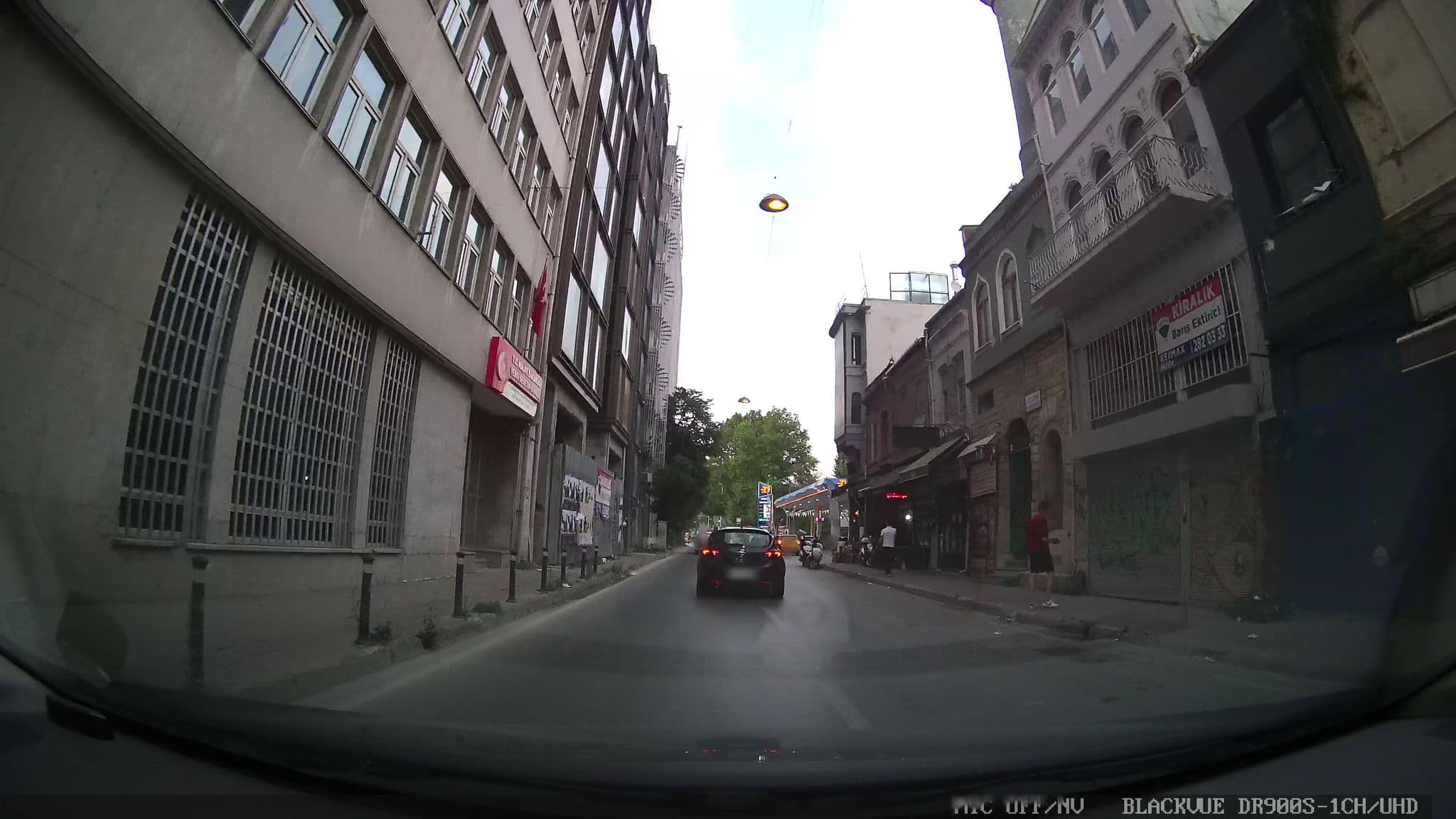 Street view near Sun Hotel, Eminönü — © asturksever (CC BY-SA · Mapillary)