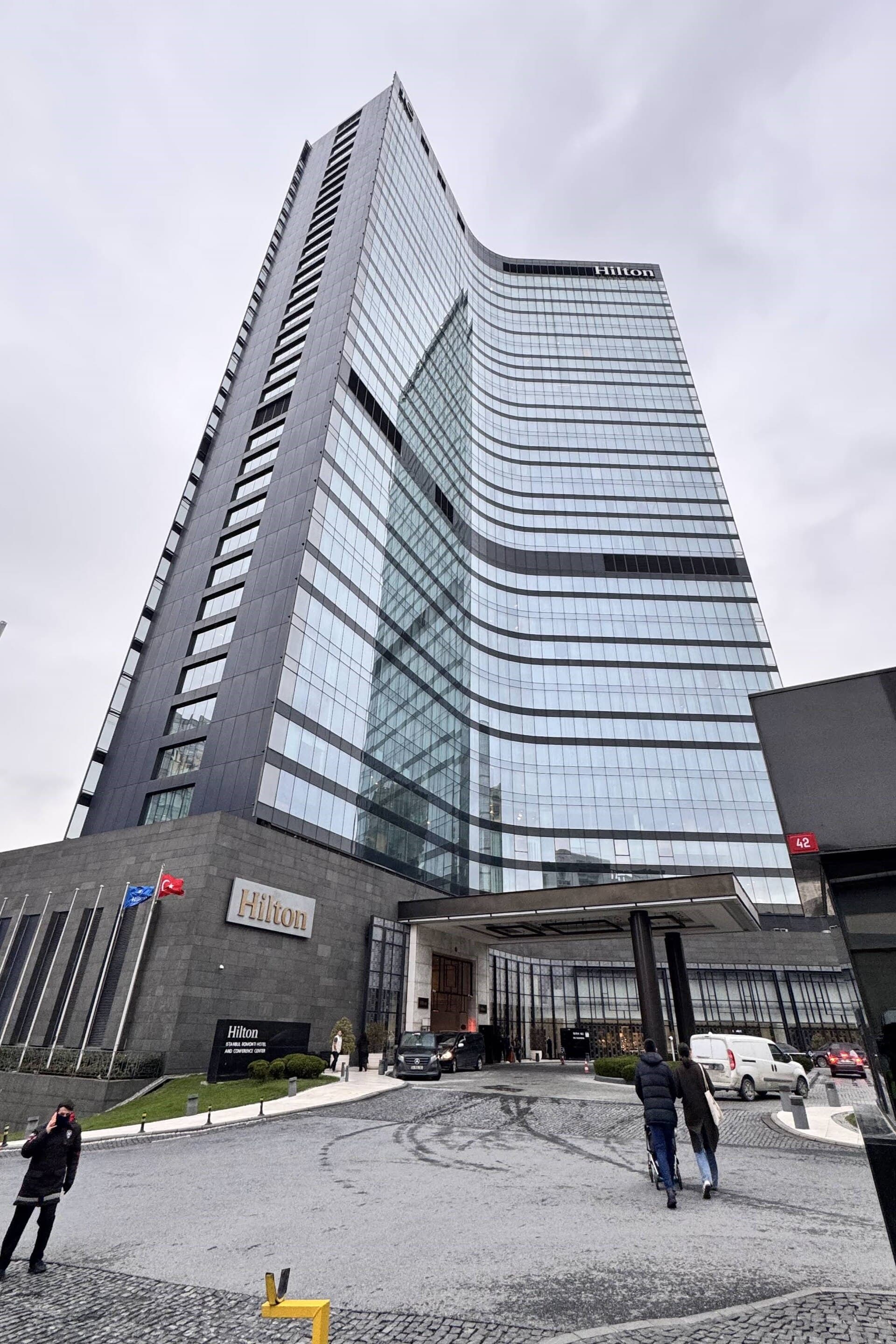 Hilton Istanbul Bomonti Hotel & Conference Center (via Wikimedia Commons, CC BY-SA 4.0)