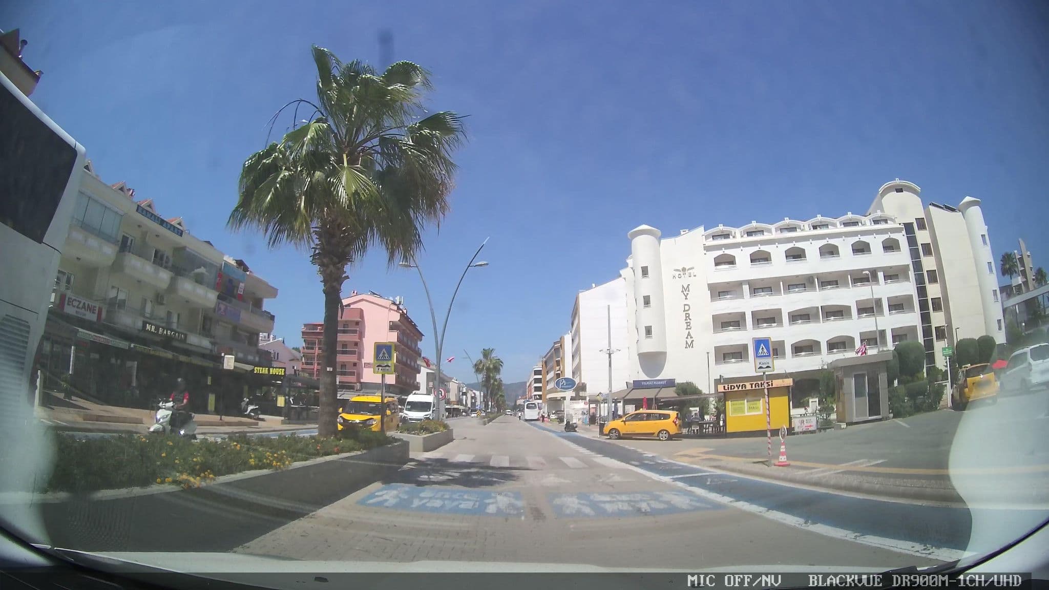 Street view near Golden Rock Beach, Marmaris — © asturksever (CC BY-SA · Mapillary)