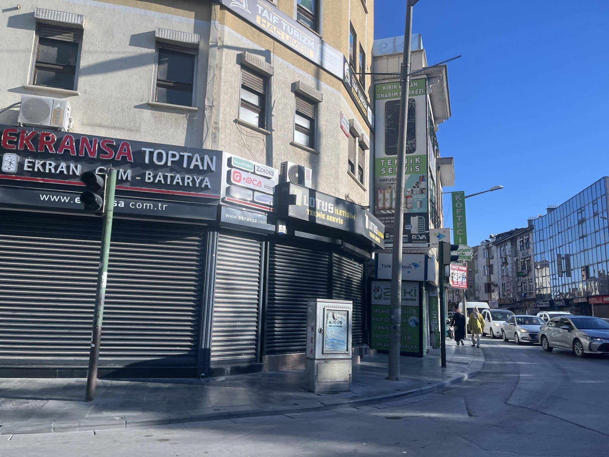 Street view near Baykara Otel, Konya — © pahlavi_temecula (CC BY-SA · Mapillary)