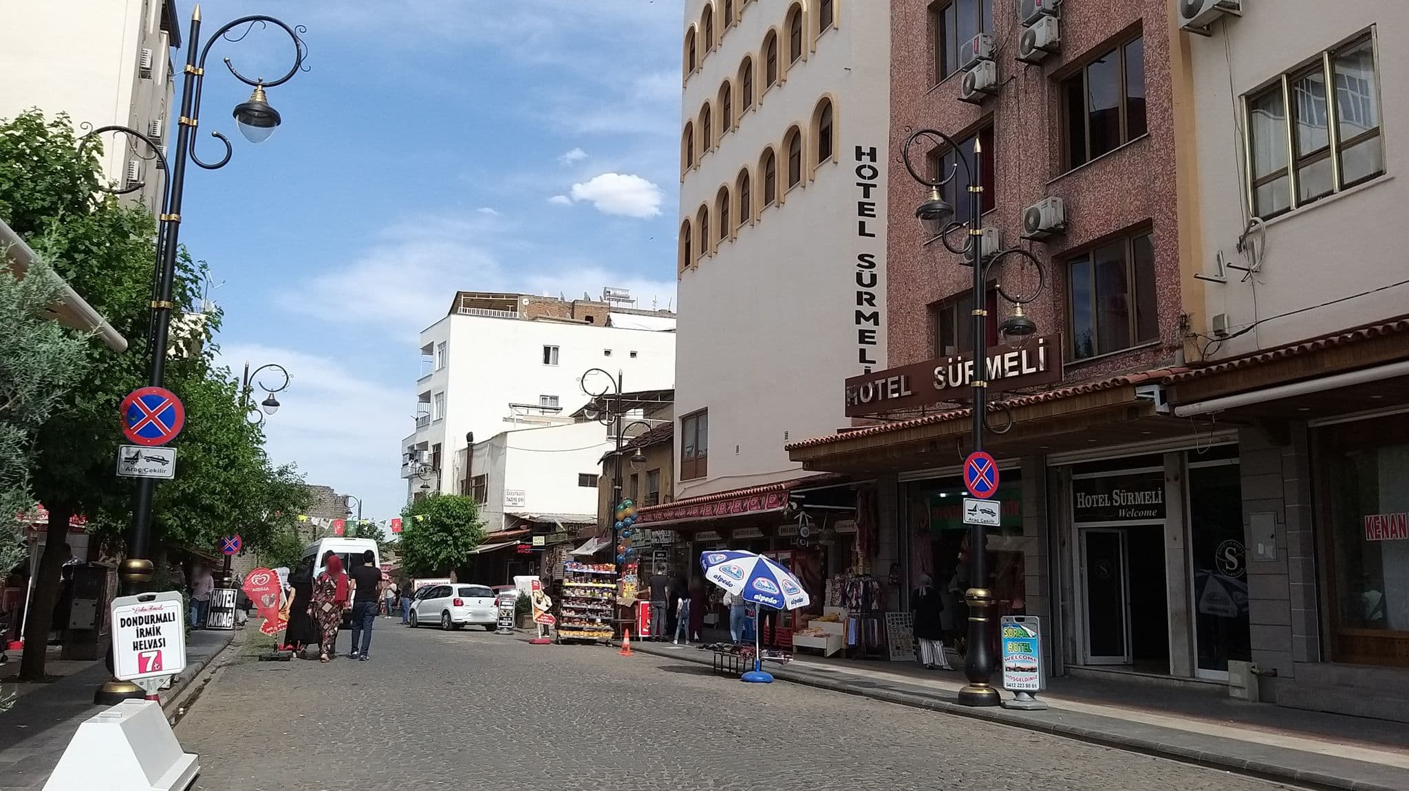 Street view near Hotel Surkent, Diyarbakır — © nesim (CC BY-SA · Mapillary)