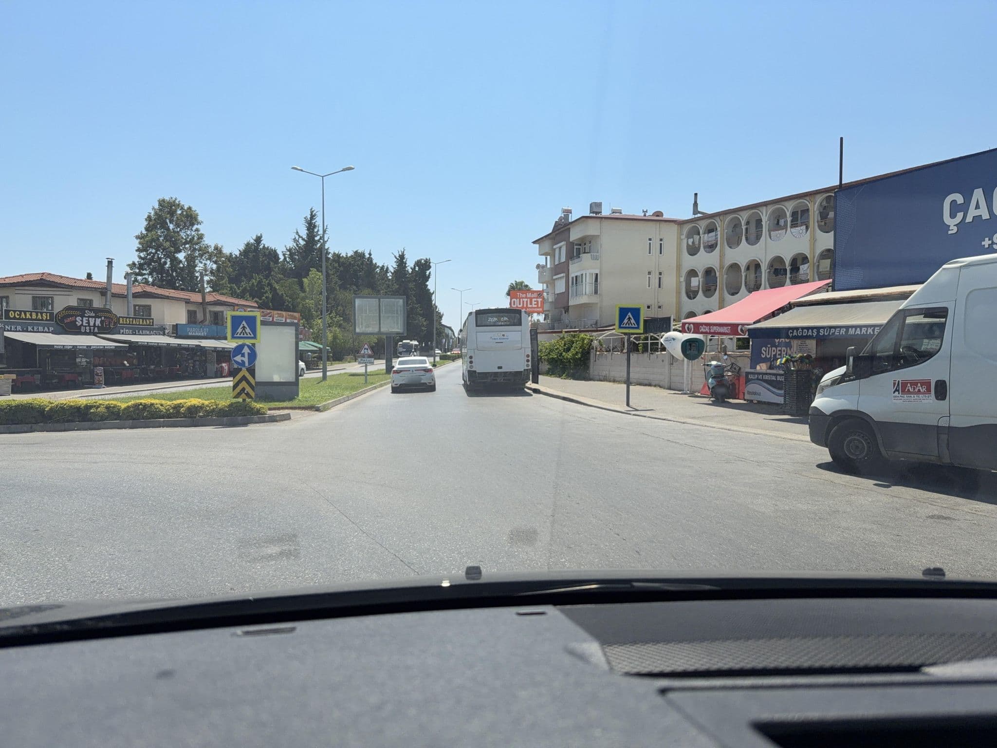 Street view near Hotel Palmiye, Side — © wasd42 (CC BY-SA · Mapillary)