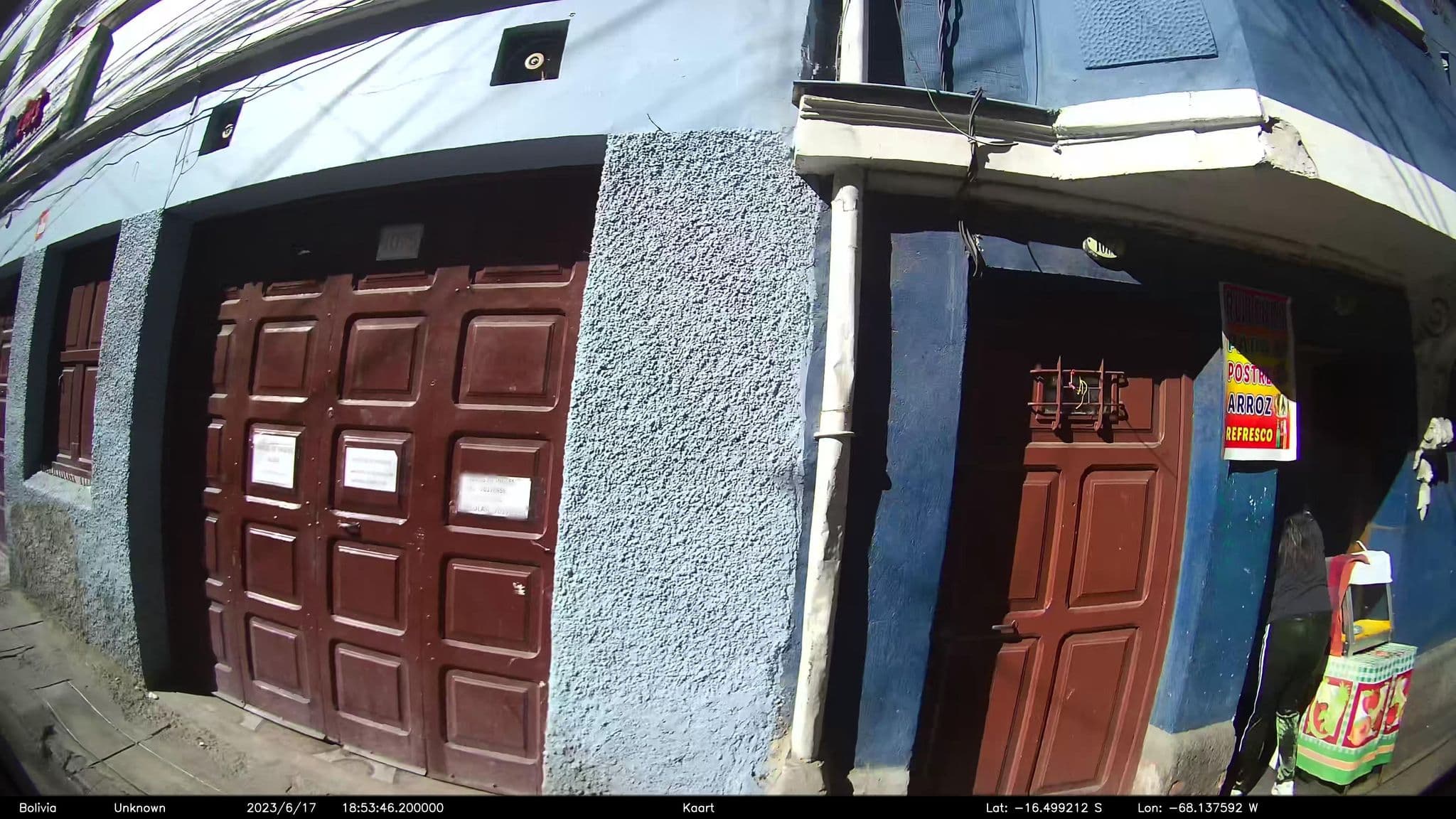 Street view near Lion Palace, La Paz