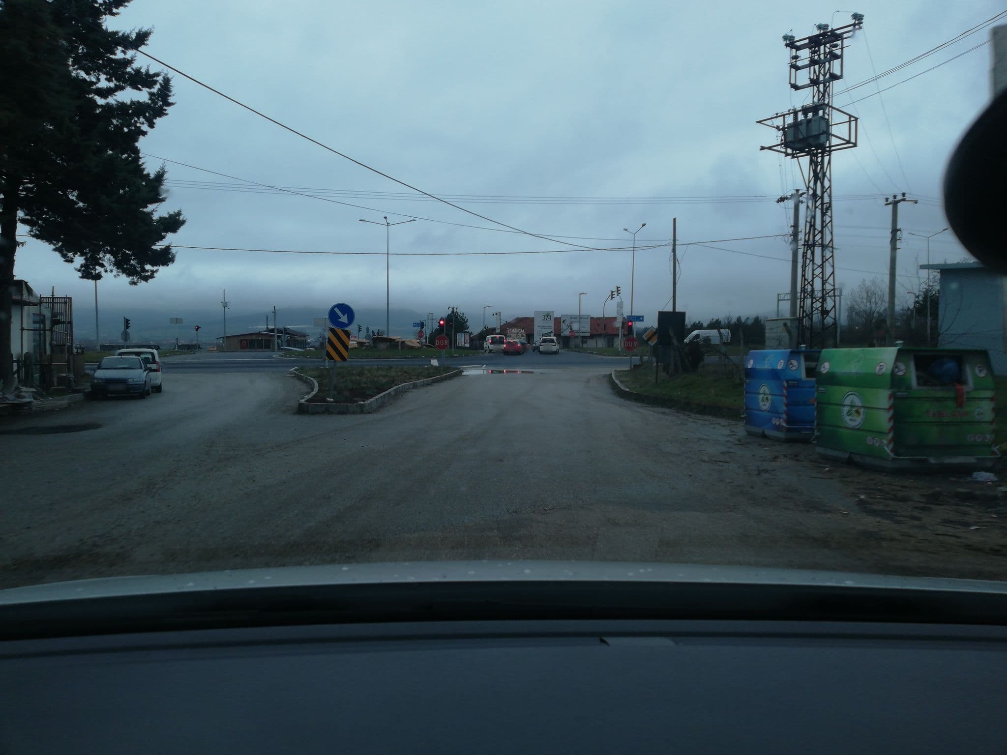 Street view near Çamlıçeşme Hotel, Gölköy — © sefaonur (CC BY-SA · Mapillary)