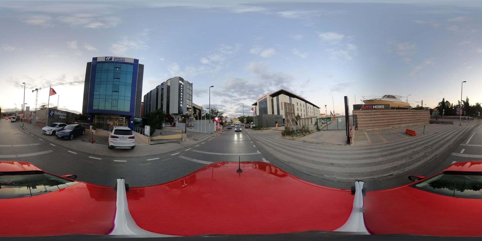 Street view near Holiday Inn Express, Altunizade — © ademturkmen (CC BY-SA · Mapillary)