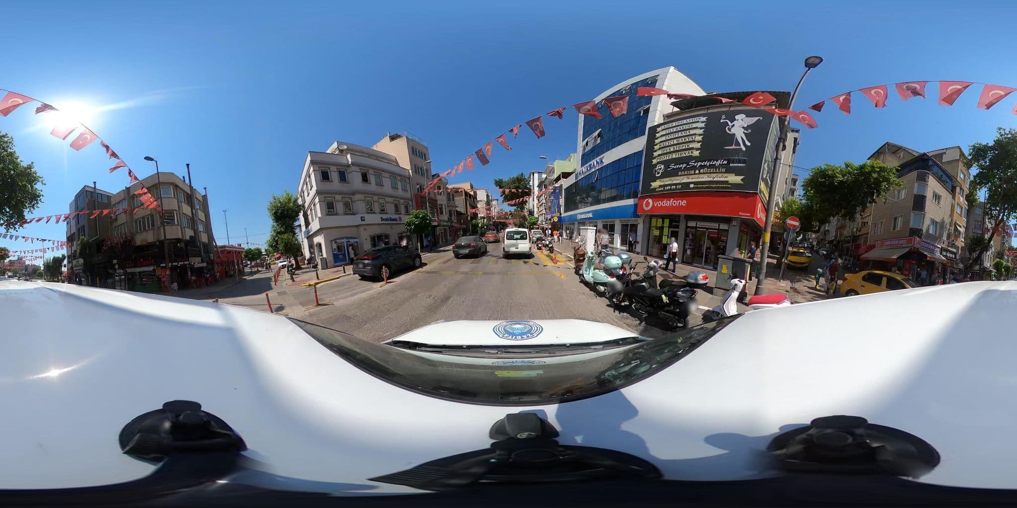 Street view near Vera Otel, Bandırma — © orkut (CC BY-SA · Mapillary)