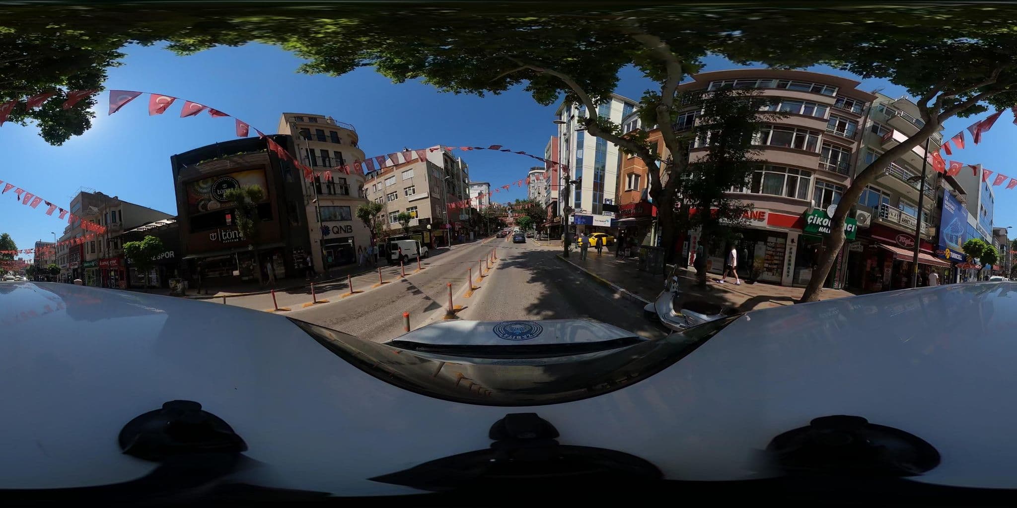 Street view near Bandırma Palas Hotel, Bandırma — © orkut (CC BY-SA · Mapillary)