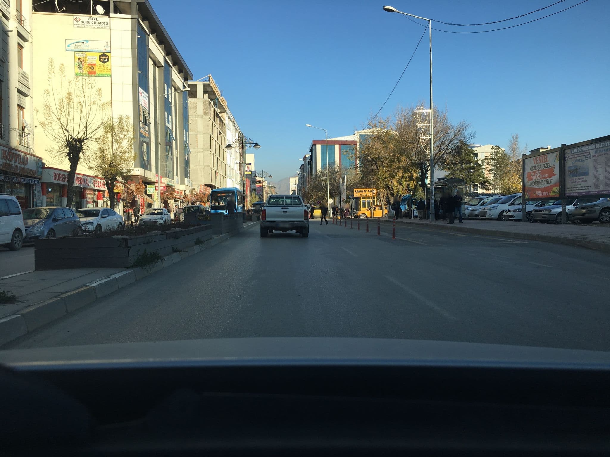 Street view near Conforium Hotel, Van — © kaymakam (CC BY-SA · Mapillary)