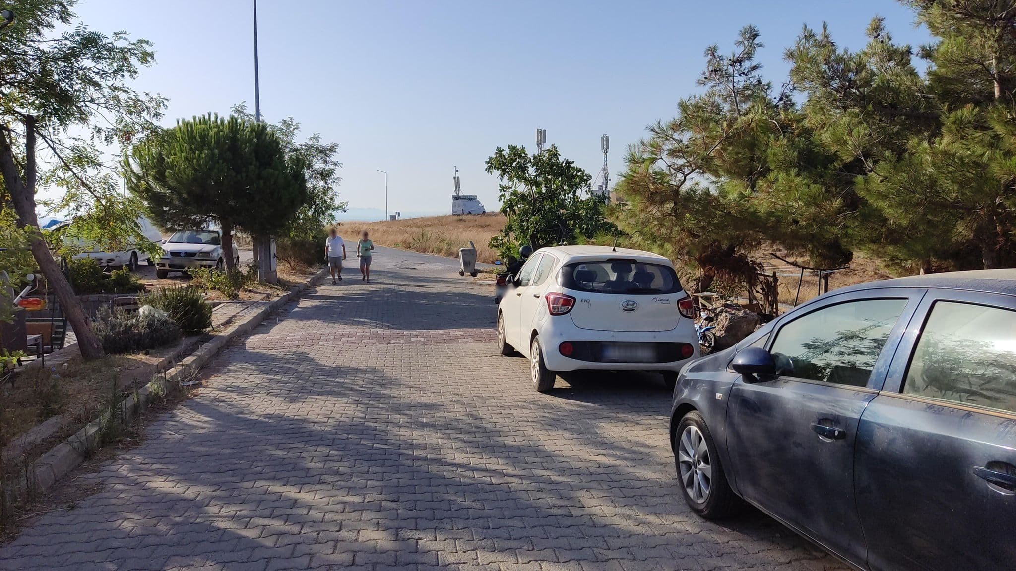 Street view near Belediye Lojmanları, Bozcaada — © orkut (CC BY-SA · Mapillary)