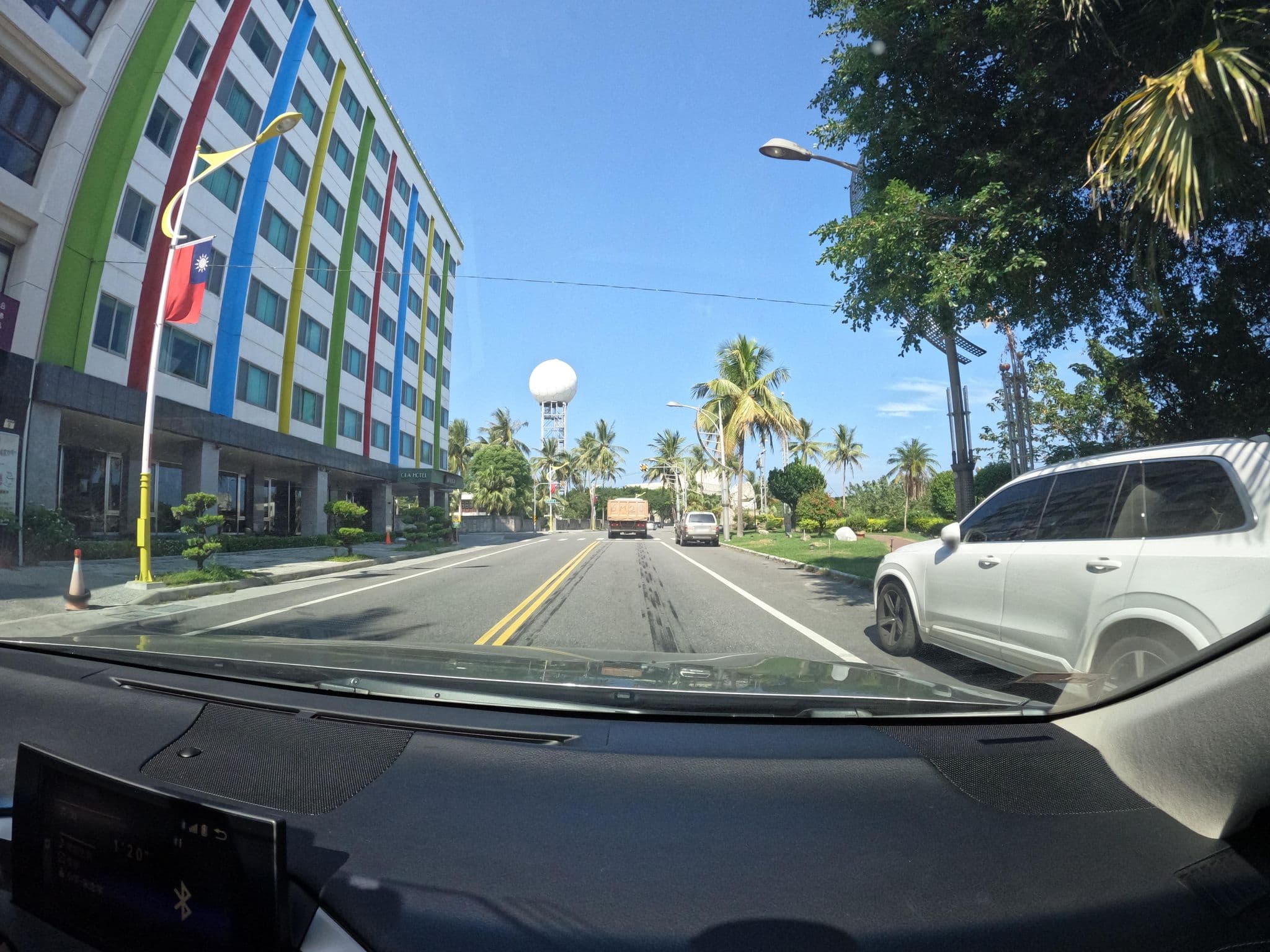 Street view near Ola Hotel(洄瀾客棧), Hualien City — © littlebtc (CC BY-SA · Mapillary)