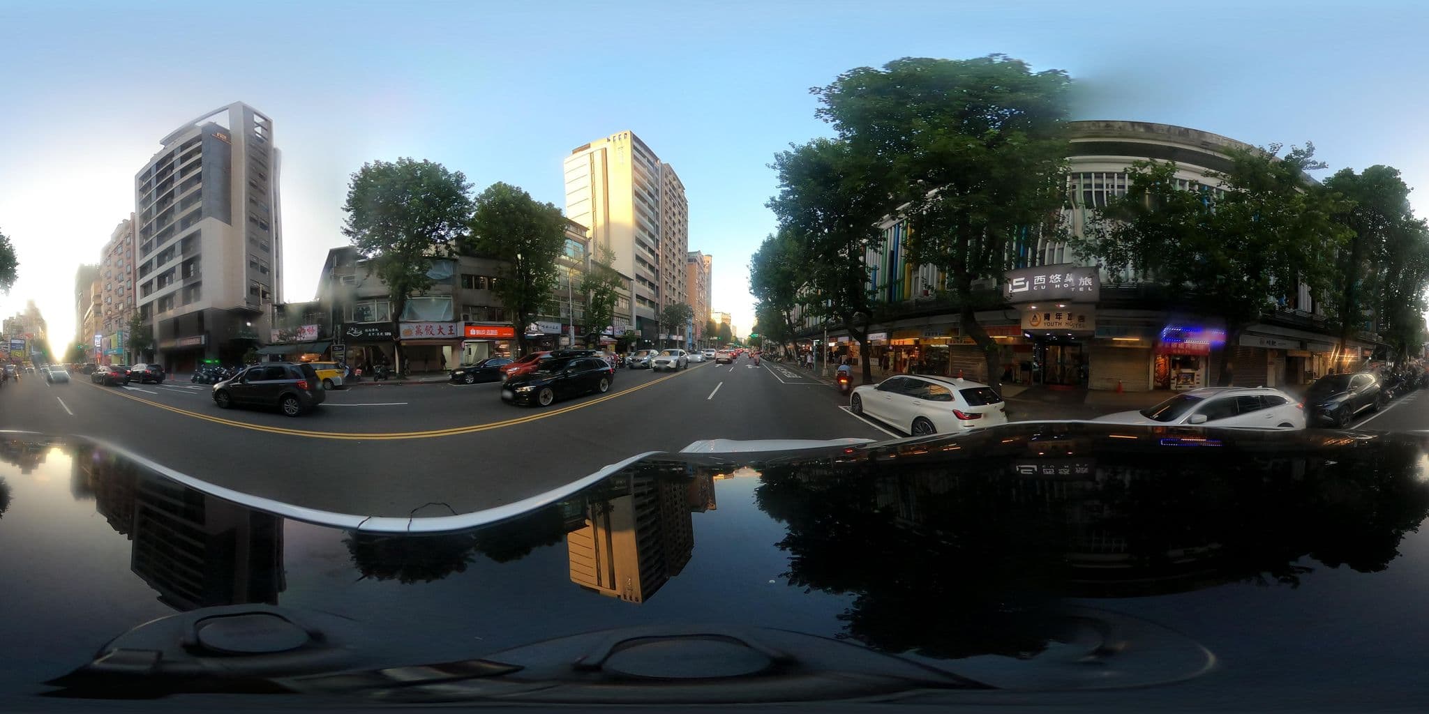 Street view near C U Hotel, Taipei — © lisbethw1130 (CC BY-SA · Mapillary)