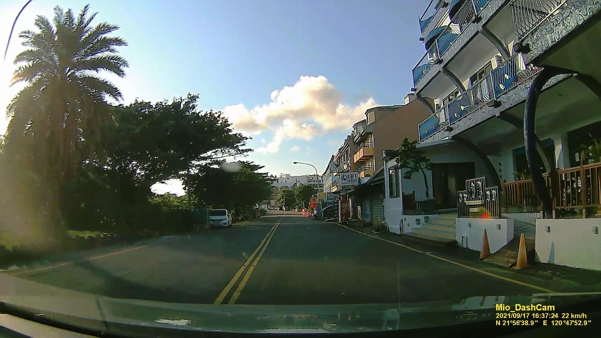 Street view near The Deer Head Inn, Hengchun — © littlebtc (CC BY-SA · Mapillary)