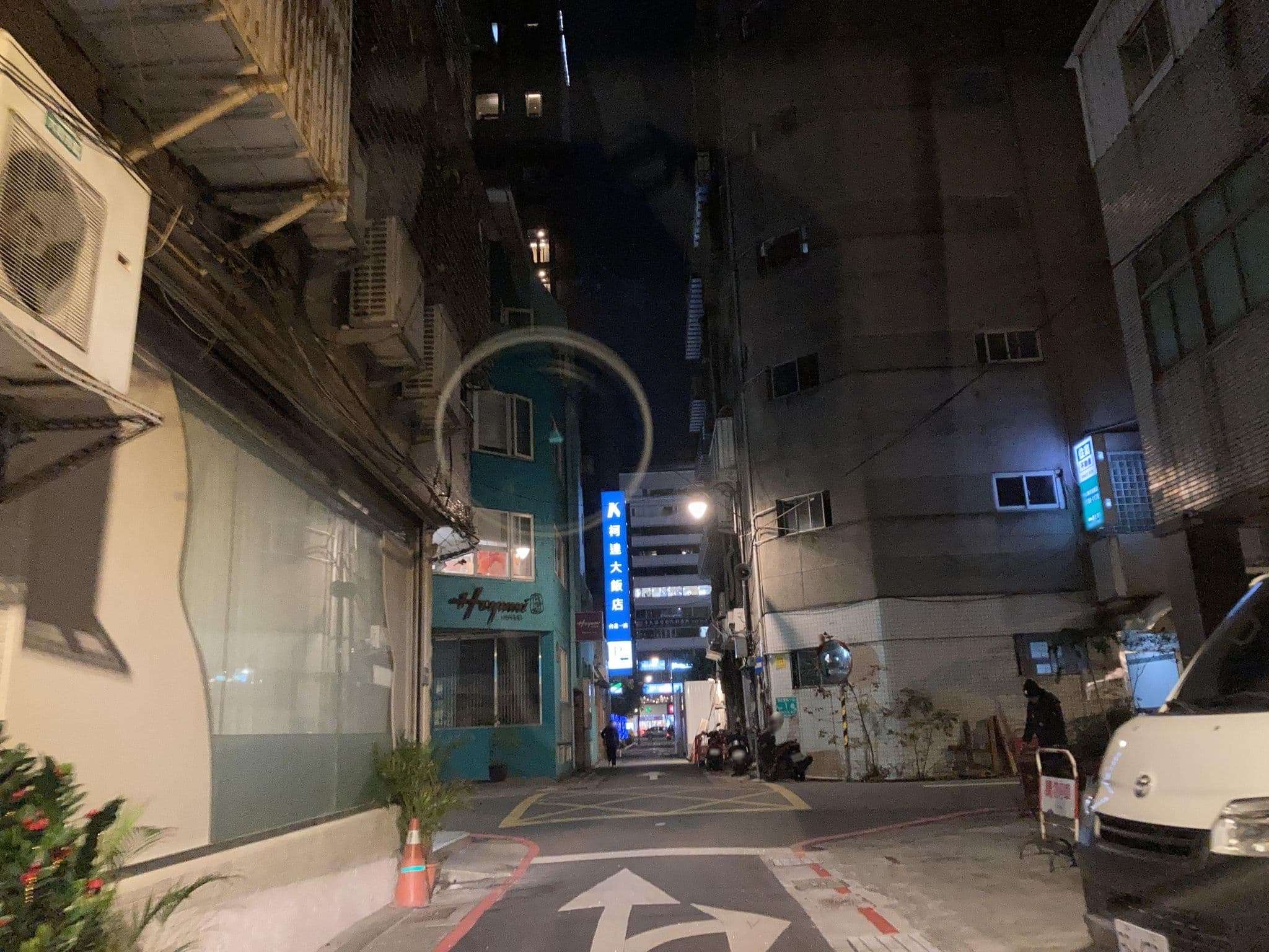 Street view near 大欣Hotel, Taipei — © irvinfly (CC BY-SA · Mapillary)