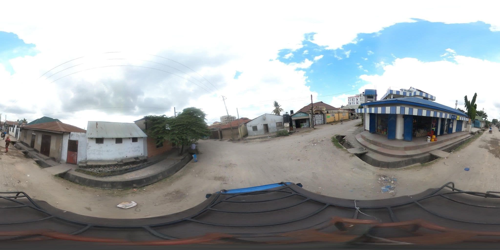 Street view near Sewa Bar, Dar es Salaam