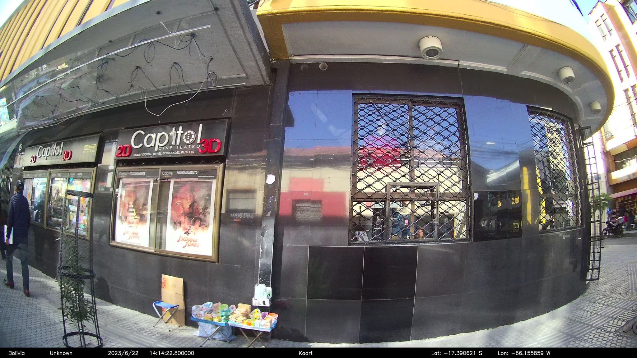 Street view near Hotel Sabaya, Cochabamba — © kaart_2 (CC BY-SA · Mapillary)