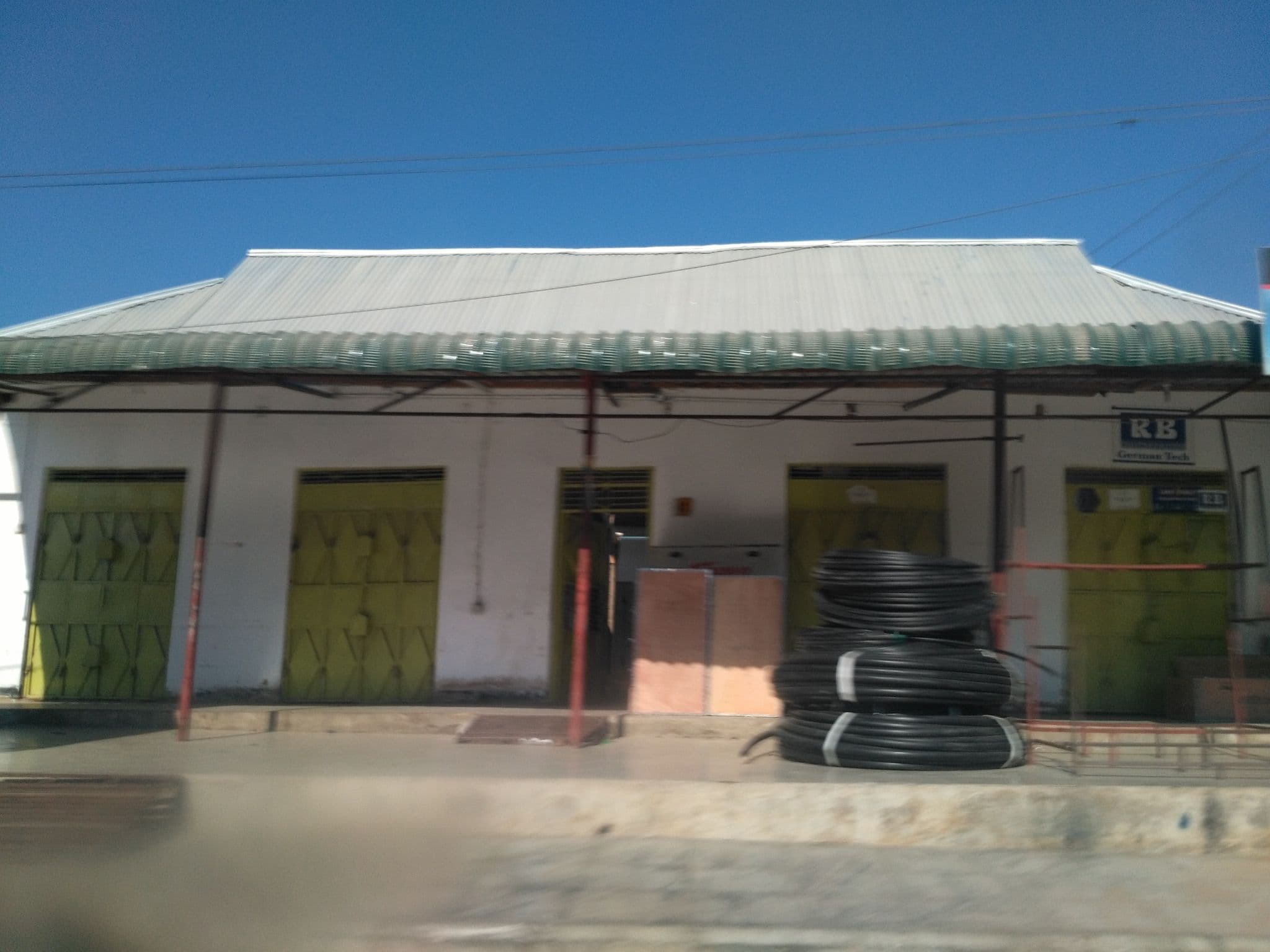 Street view near 8th Avenue Hotel, Dodoma — © ralebipim (CC BY-SA · Mapillary)