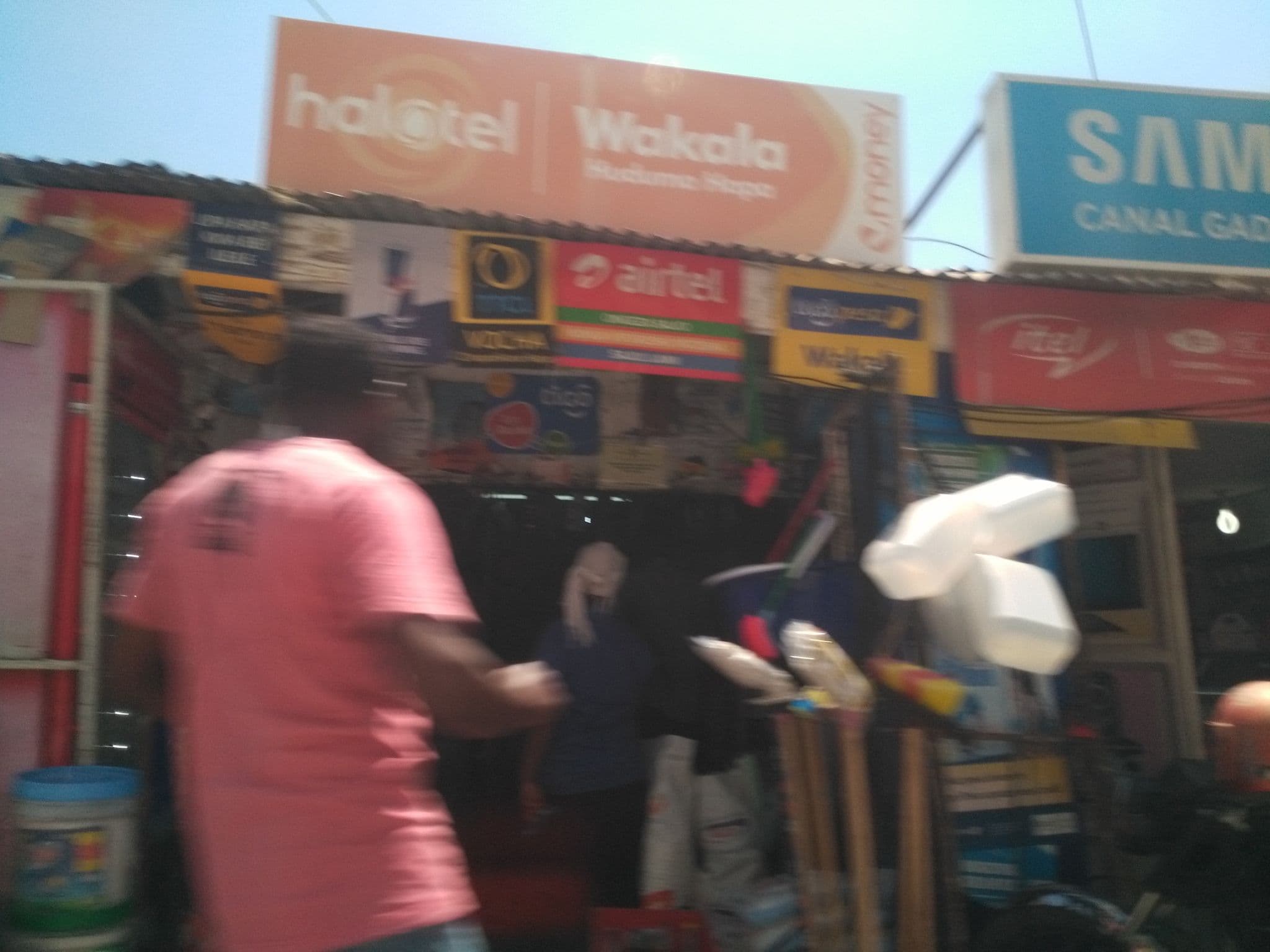Street view near Kenya Lodge, Dodoma