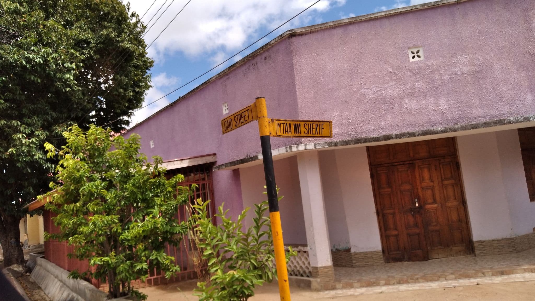 Street view near Samali lodge, Dodoma — © galah (CC BY-SA · Mapillary)