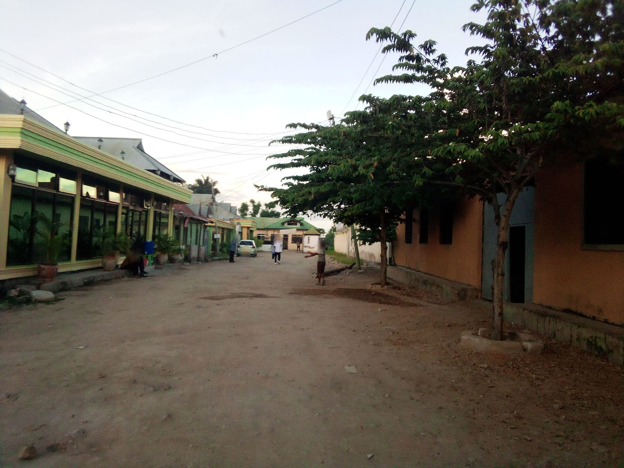 Street view near Samali Executive lodge, Dodoma — © tony2807 (CC BY-SA · Mapillary)