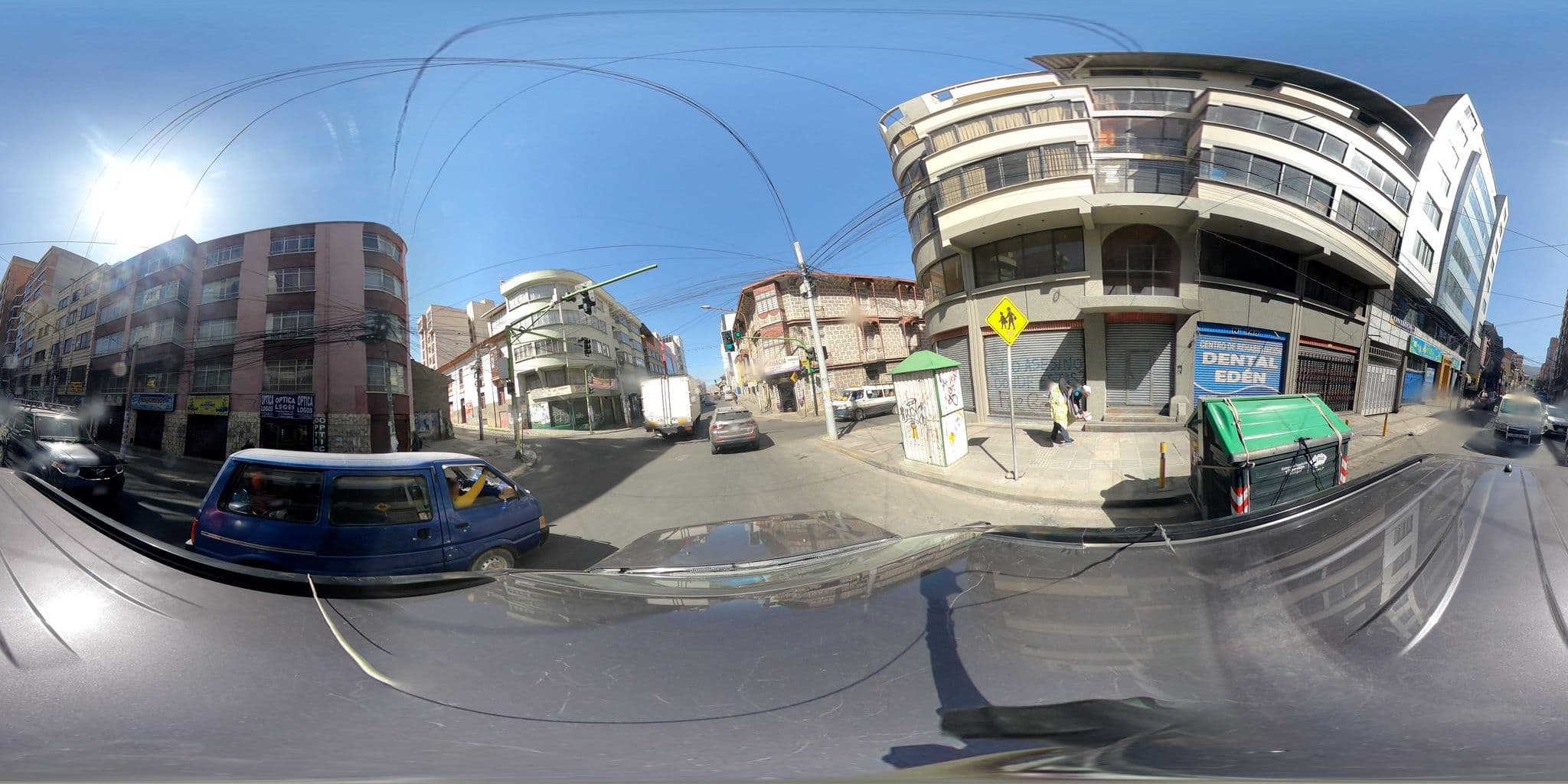 Street view near Ecobamboo Hostel, La Paz