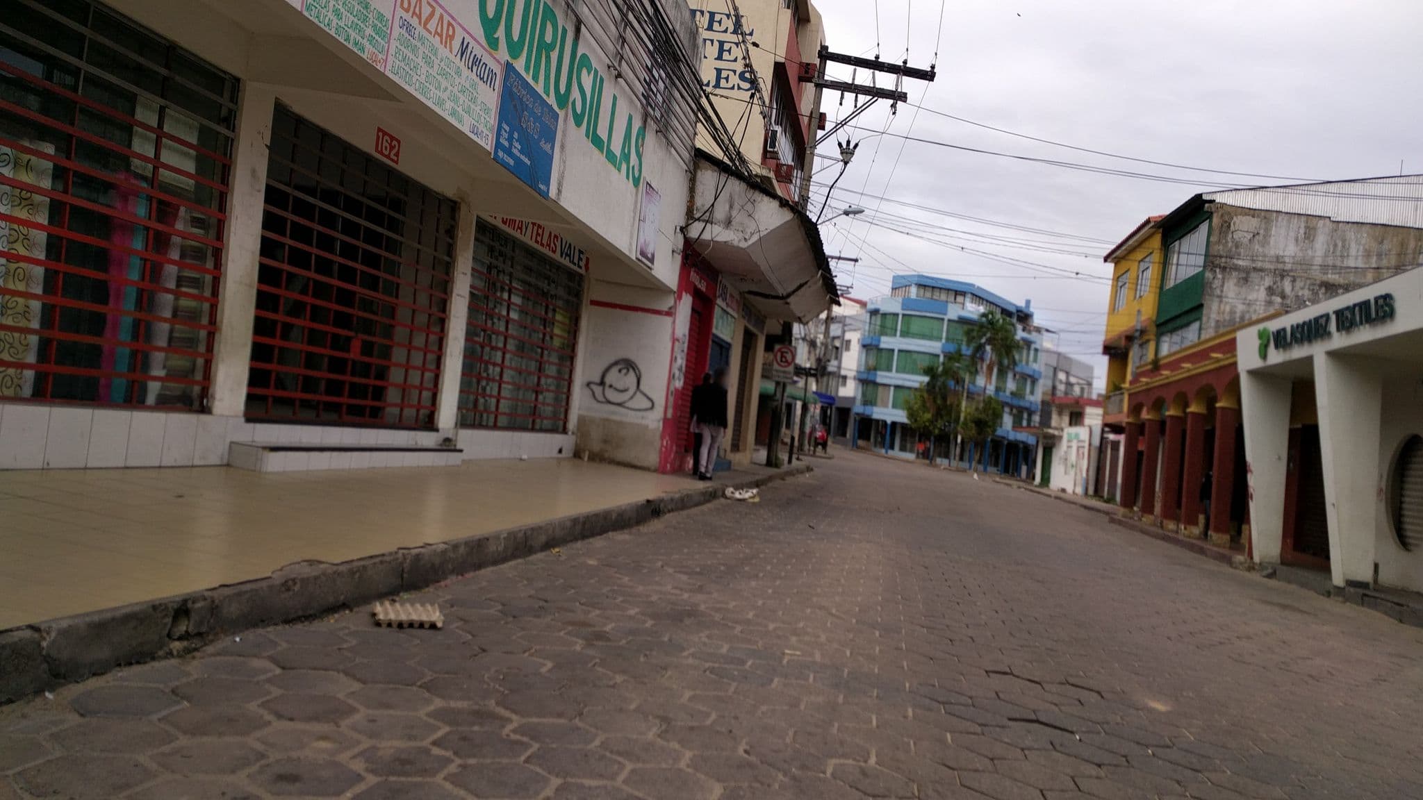 Street view near Hotel Siete Calles, Santa Cruz de la Sierra