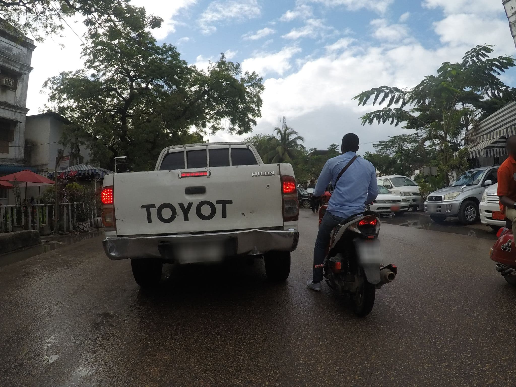 Street view near Sleep Inn, Zanzibar — © chrisbeddow (CC BY-SA · Mapillary)