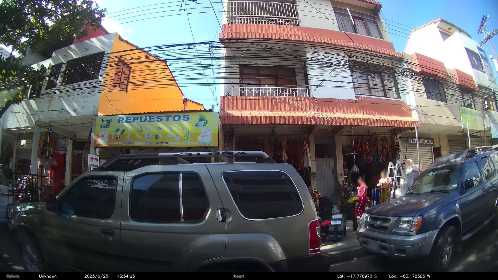 Street view near Shanghai, Santa Cruz de la Sierra