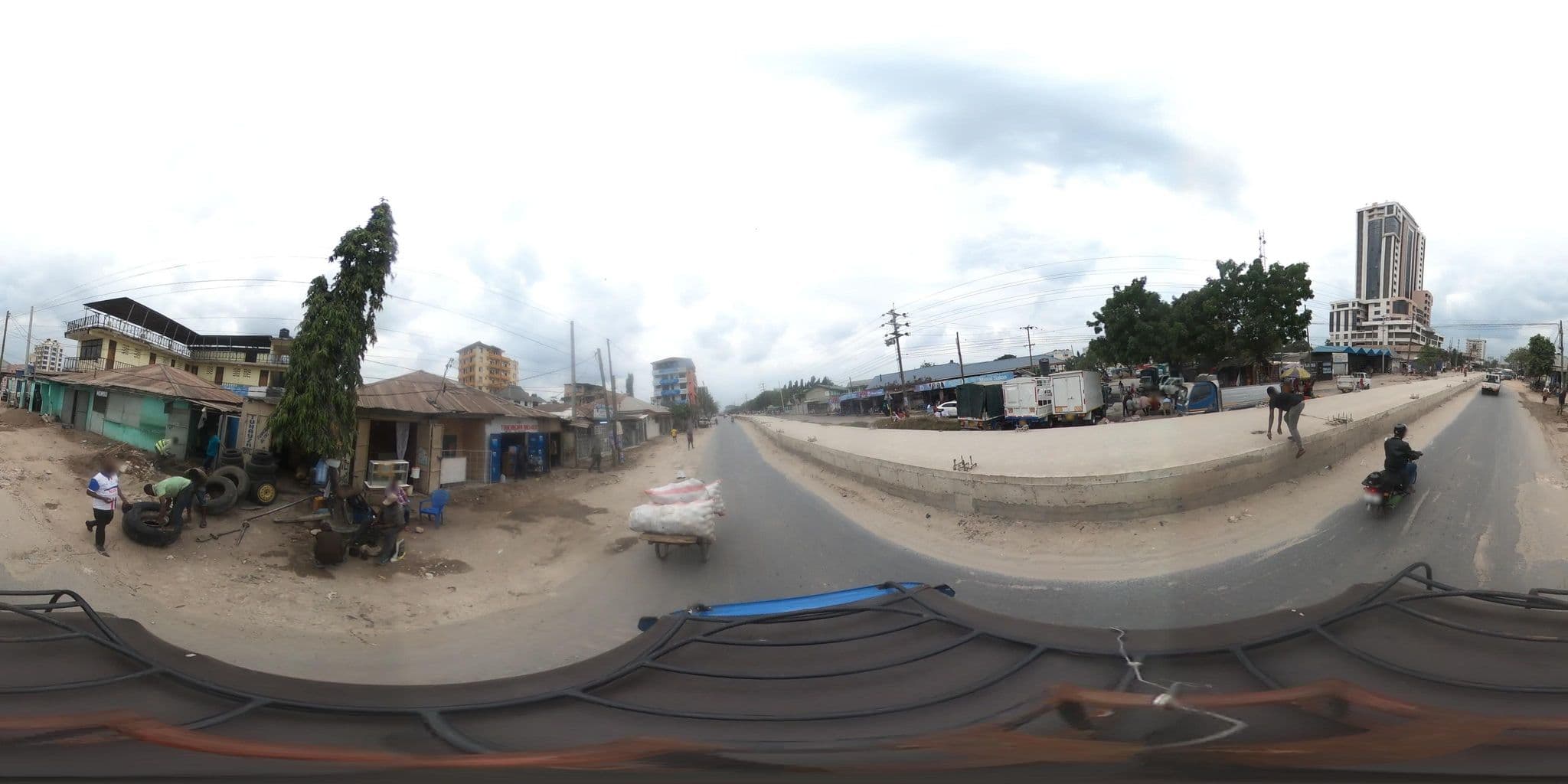 Street view near Kimaco Bar and Guest House, Dar es Salaam — © OMDTZ1 (CC BY-SA · Mapillary)
