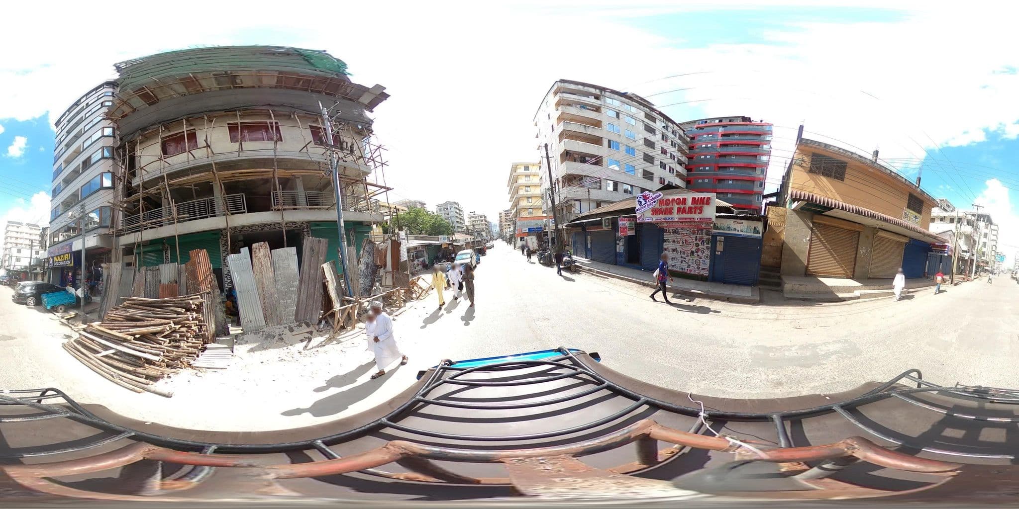 Street view near Cate Hotel, Dar es Salaam