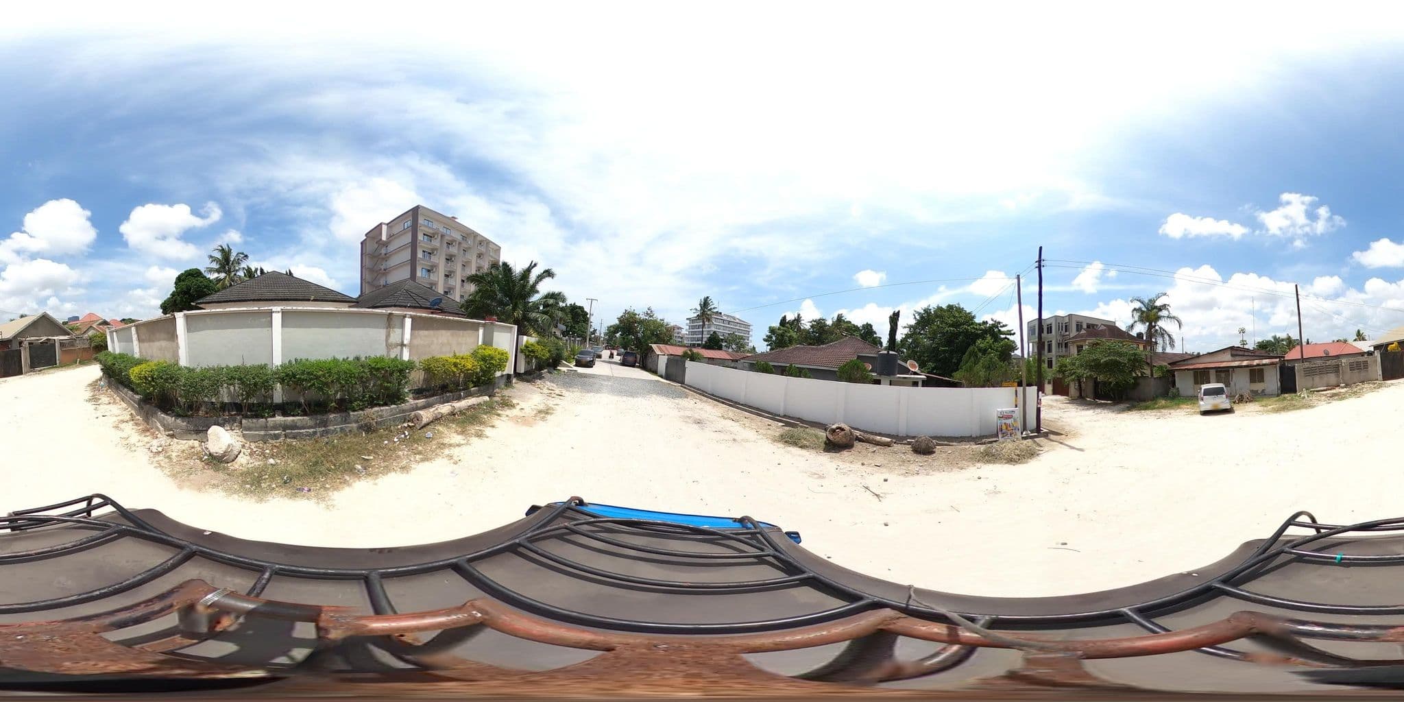 Street view near Wanyama hotel, Magomeni